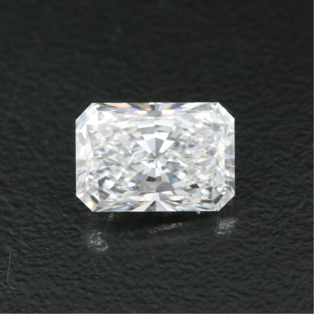 Loose 1.85 CT Lab Grown Diamond with IGI Report