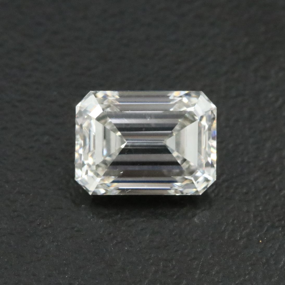 Loose 2.29 CT Lab Grown Diamond with IGI Report
