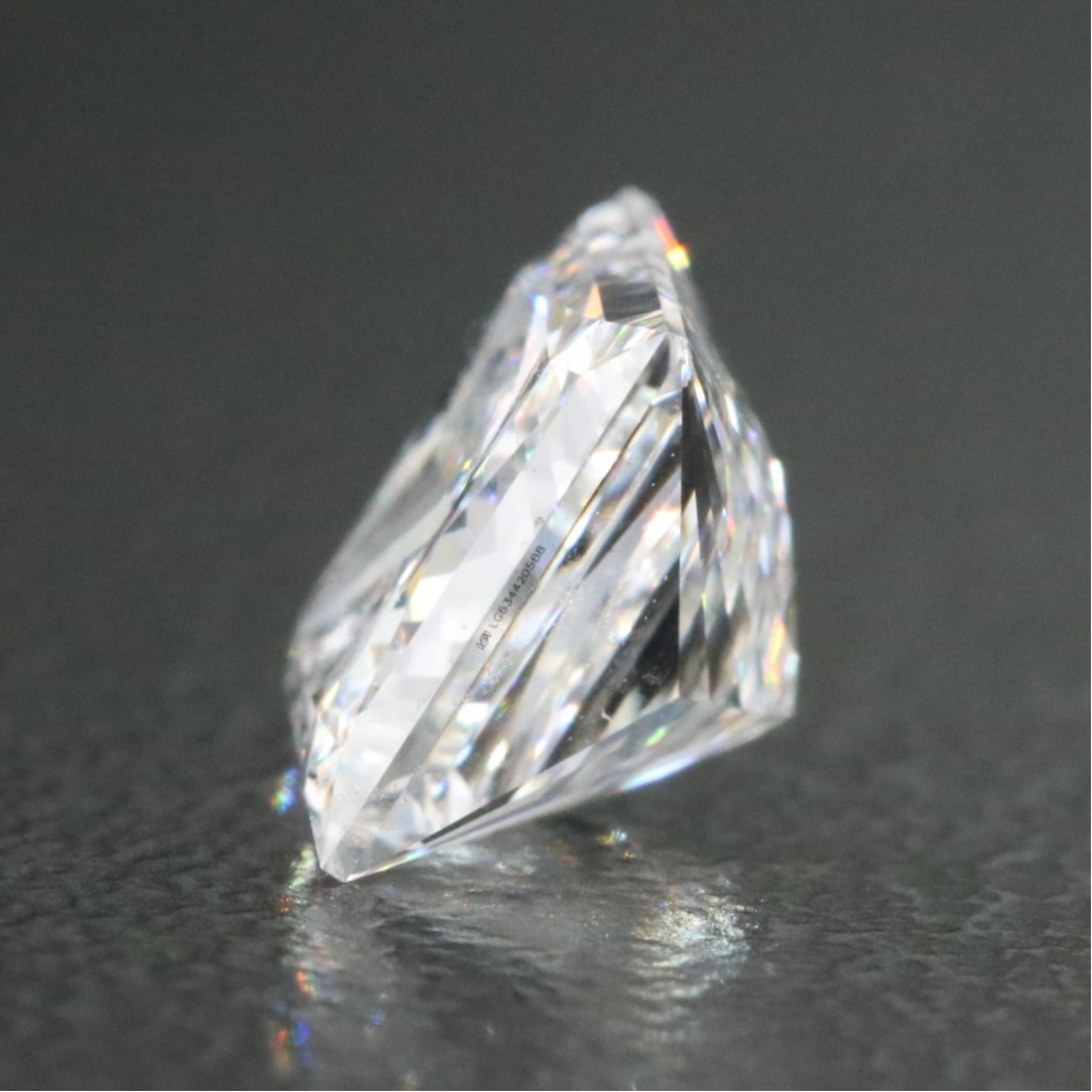 Loose 1.73 CT Lab Grown Diamond with IGI Report