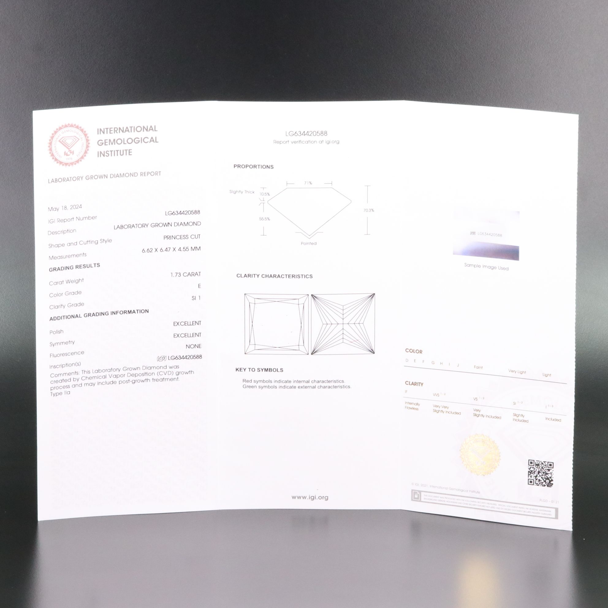 Loose 1.73 CT Lab Grown Diamond with IGI Report