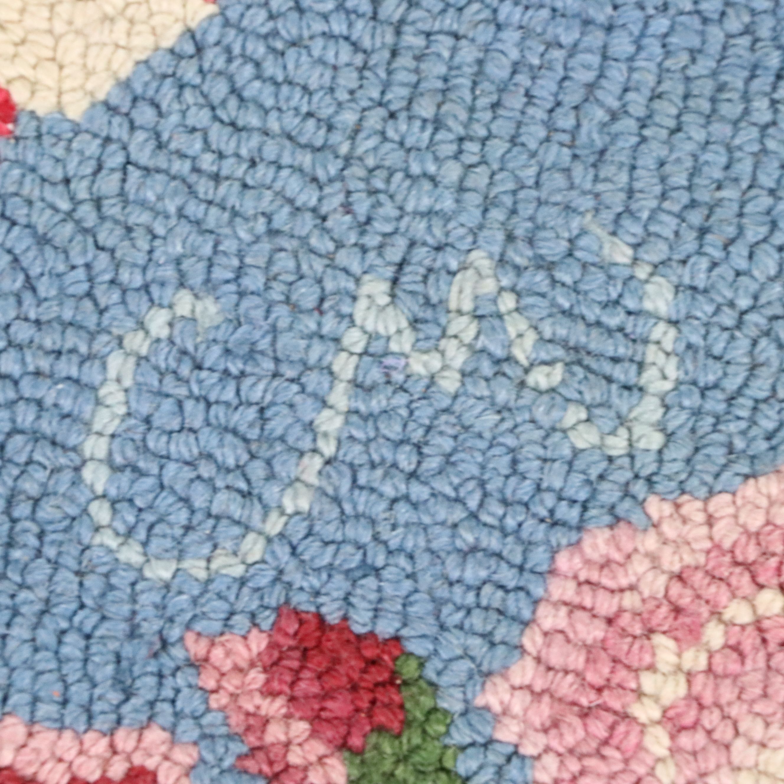 2'1 x 3'1 Hooked Wool Claire Murray "Spirit of America" Oval Accent Rug