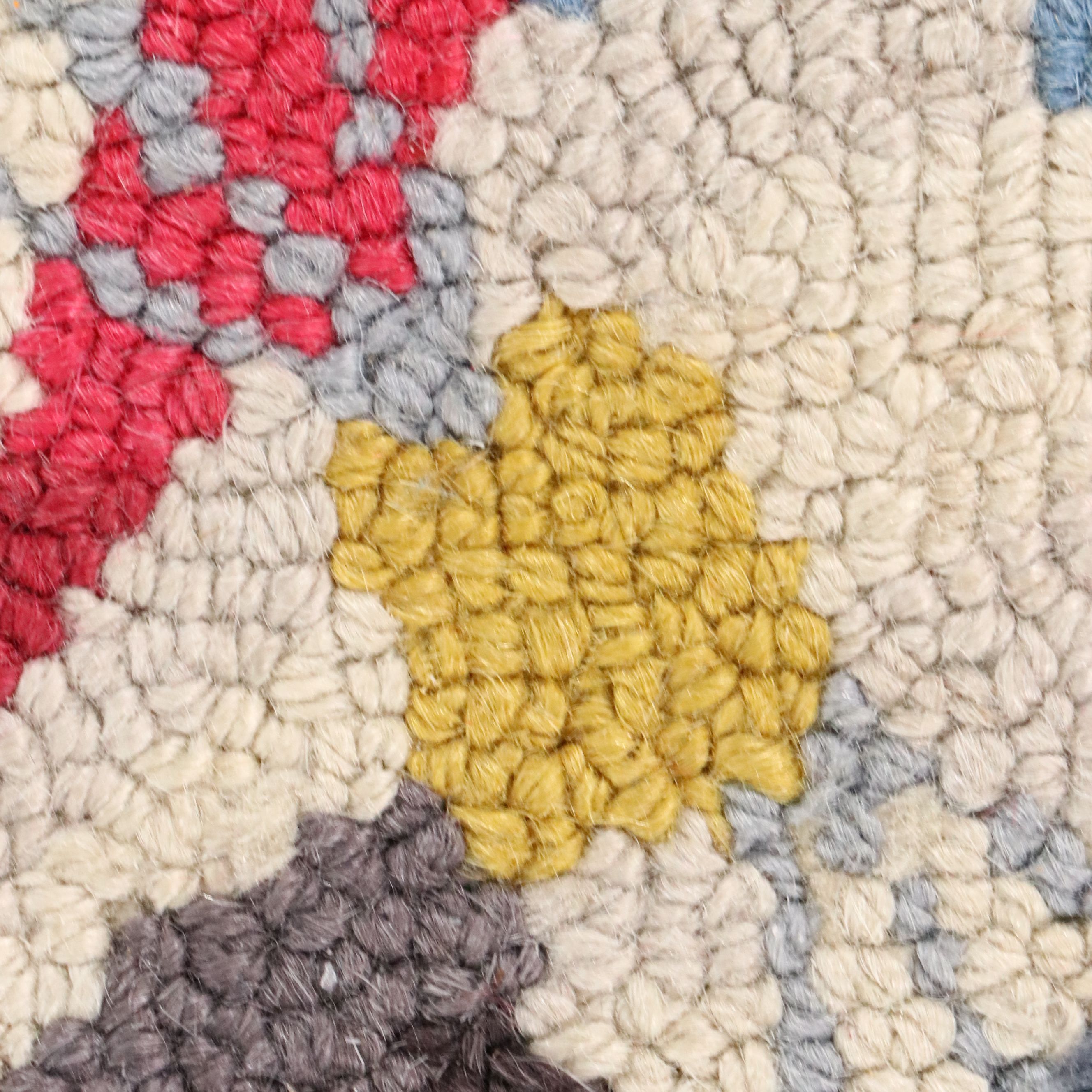 2'1 x 3'1 Hooked Wool Claire Murray "Spirit of America" Oval Accent Rug