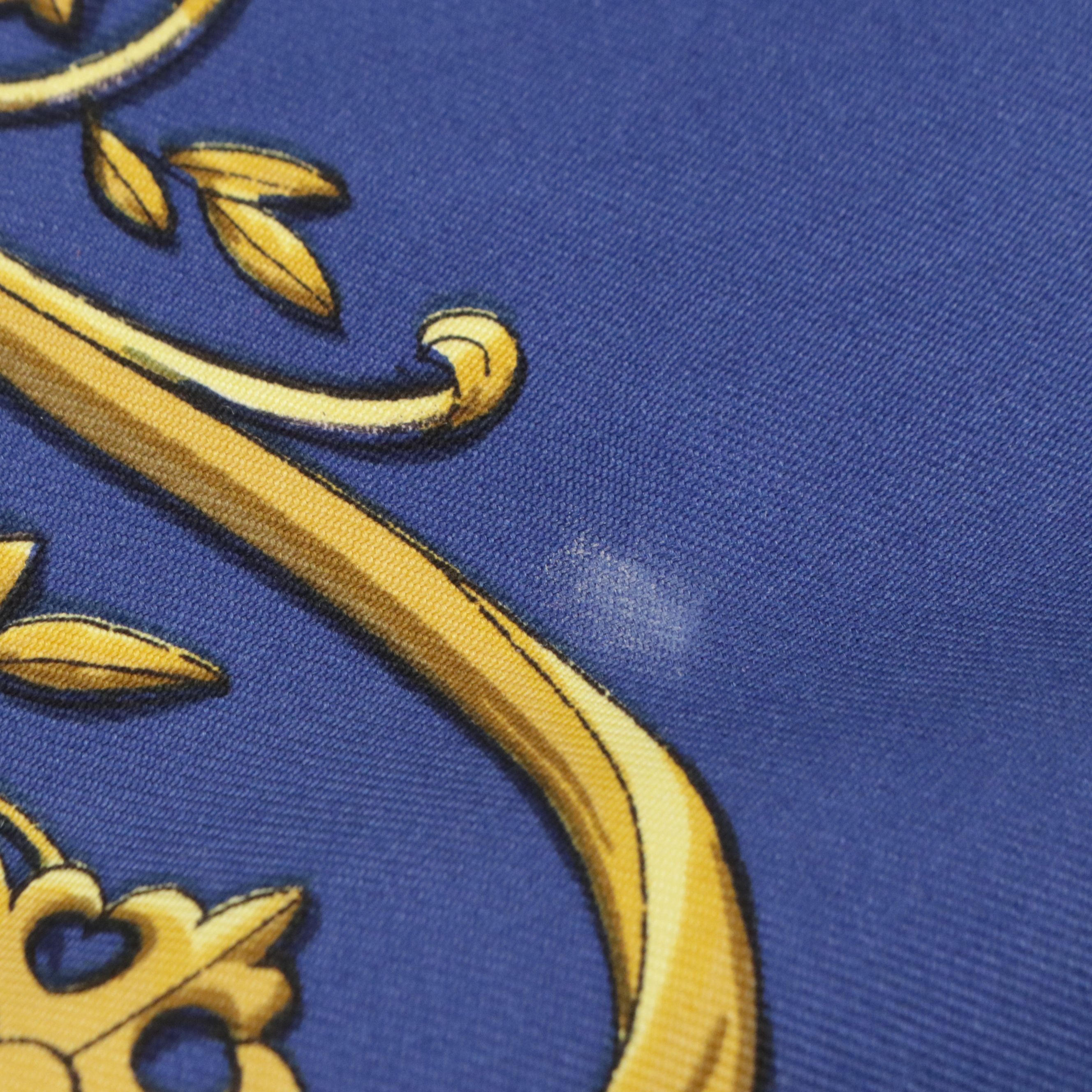 Hermès "La Promenade De Longchamps" Scarf 90 in Silk Twill