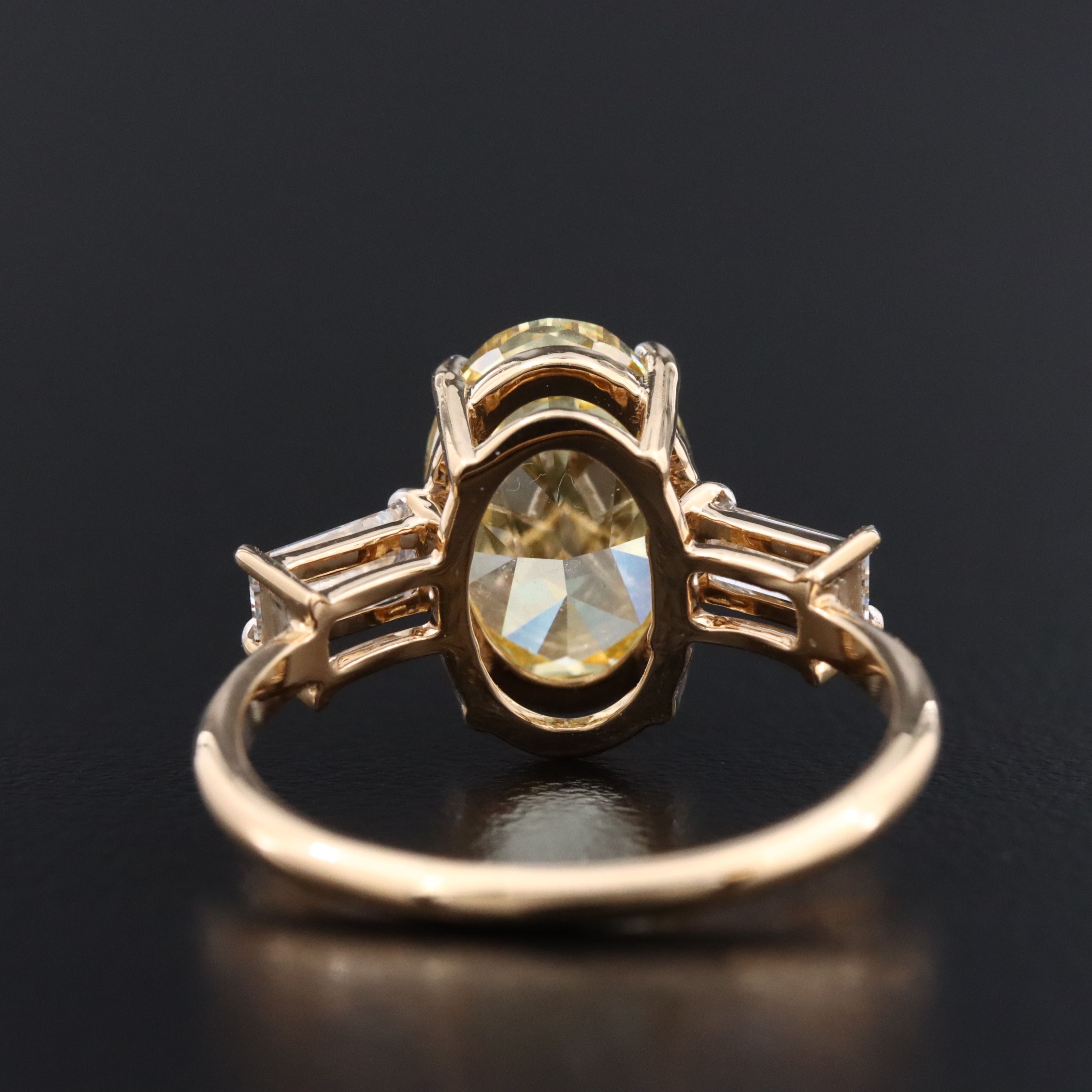 18K 3.39 CTW Lab Grown Diamond Ring, Fancy Vivid Yellow Center and IGI Report