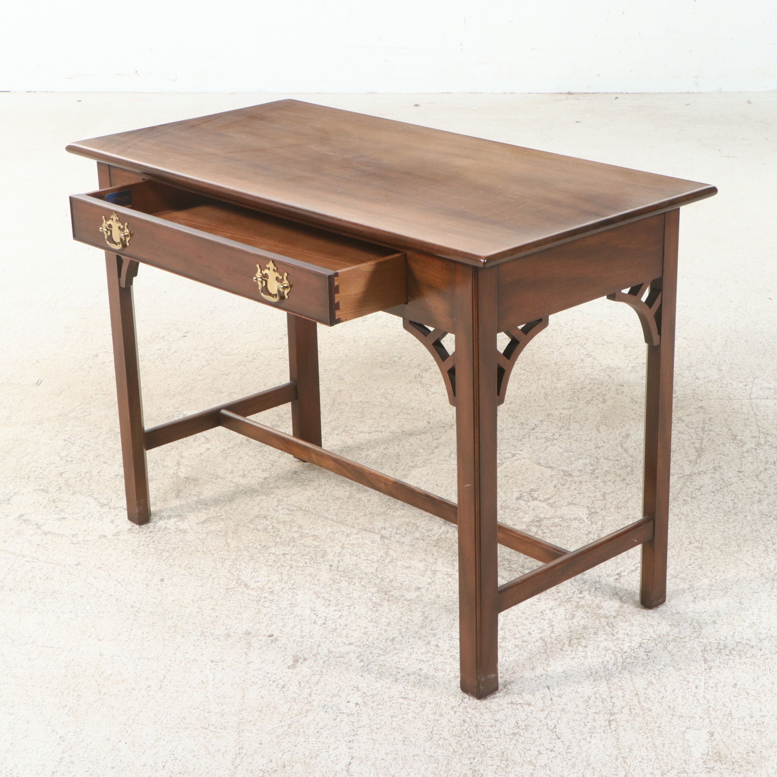 Kittinger Colonial Williamsburg Adaptation Mahogany Writing Table