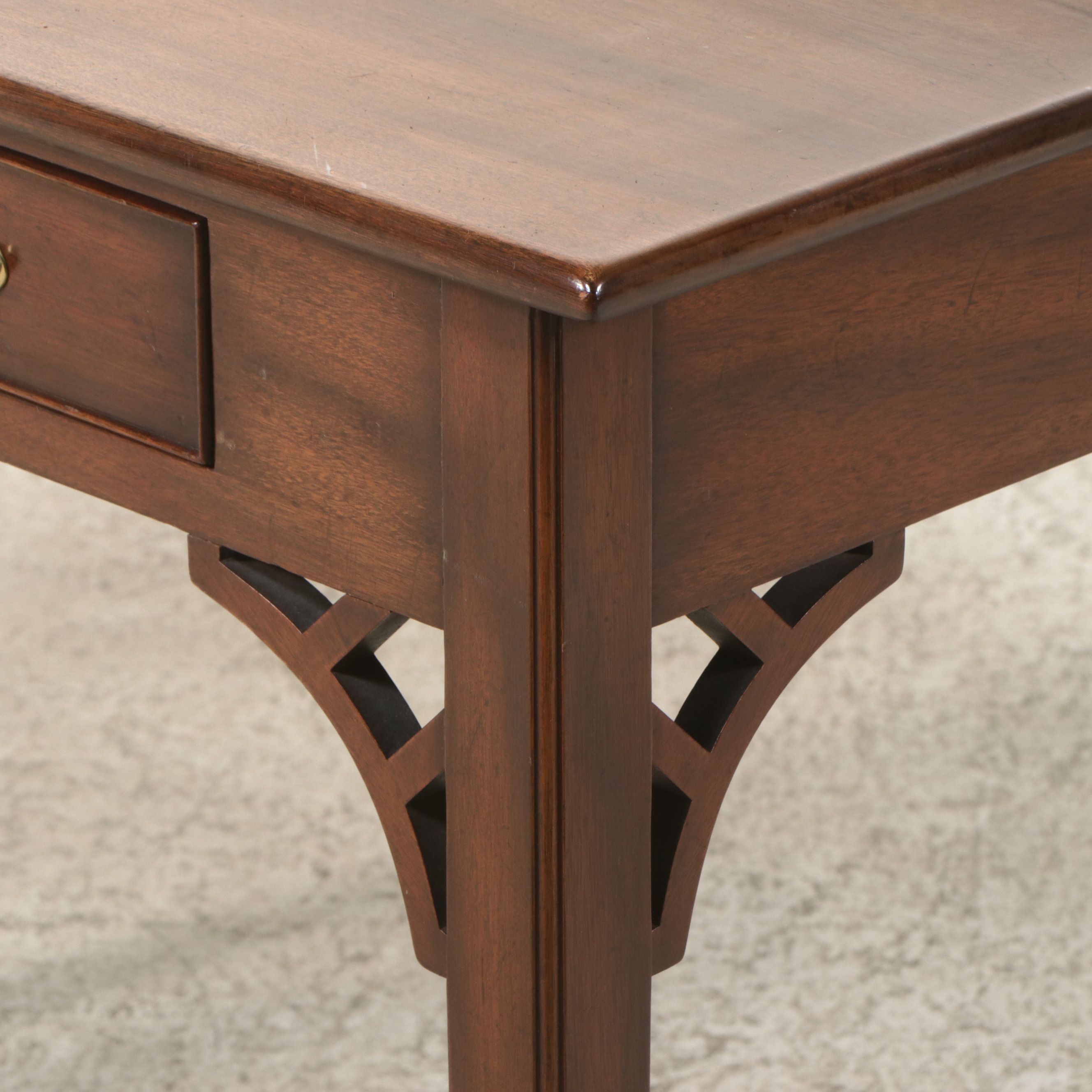 Kittinger Colonial Williamsburg Adaptation Mahogany Writing Table