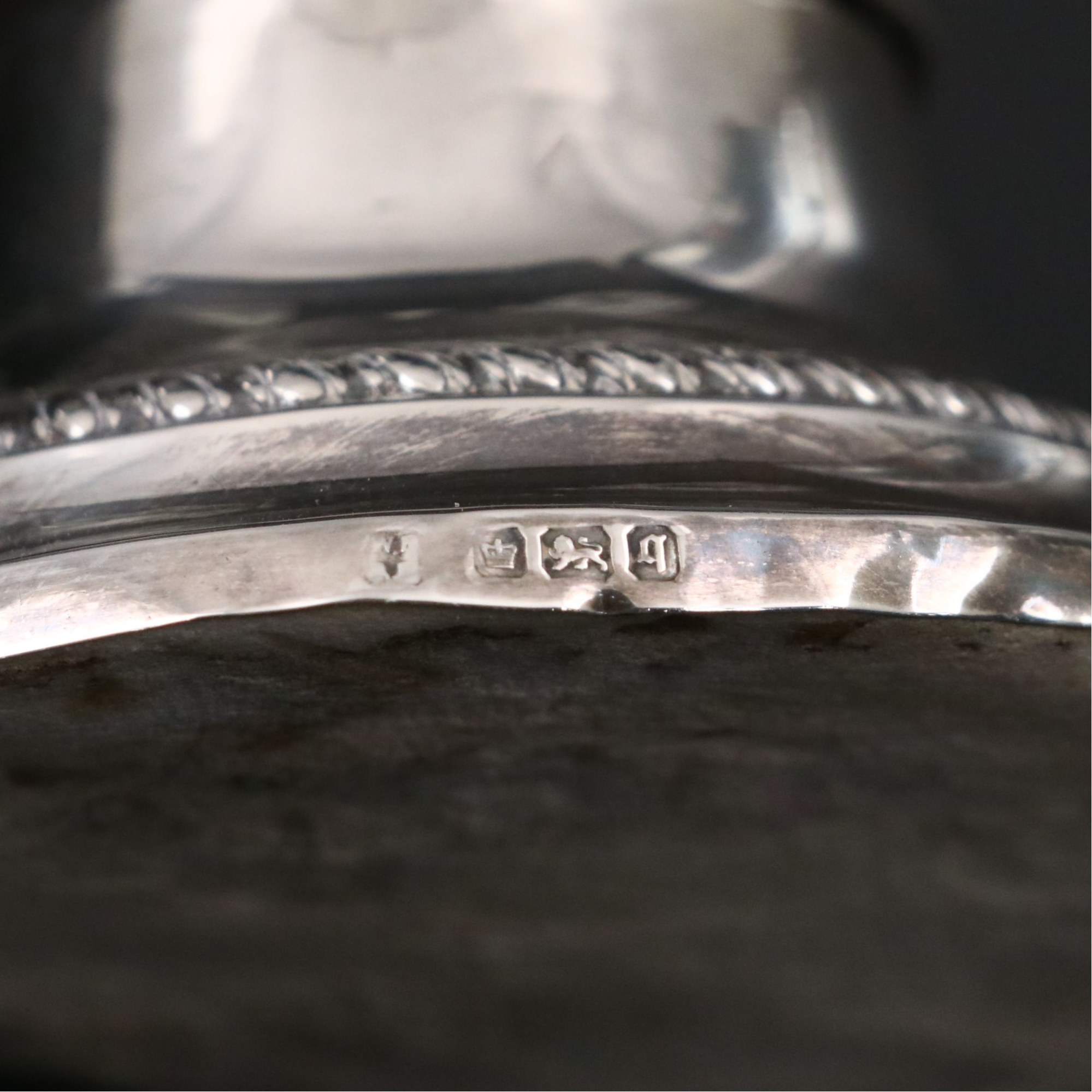 Fordham & Faulkner Weighted Sterling Inkwell with Parker Pen Set and More Décor