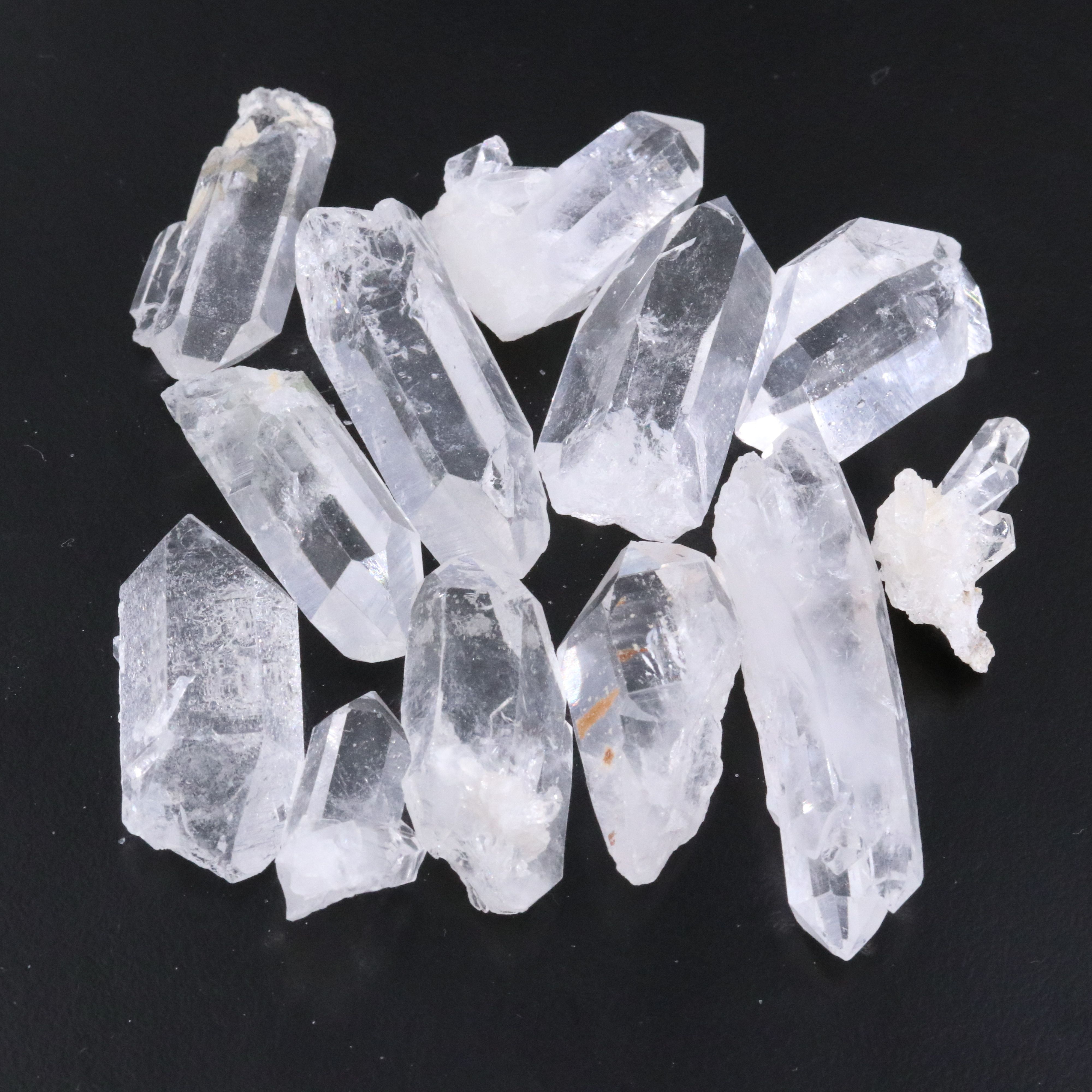 Loose 328.00 CTW Rough Quartz Lot