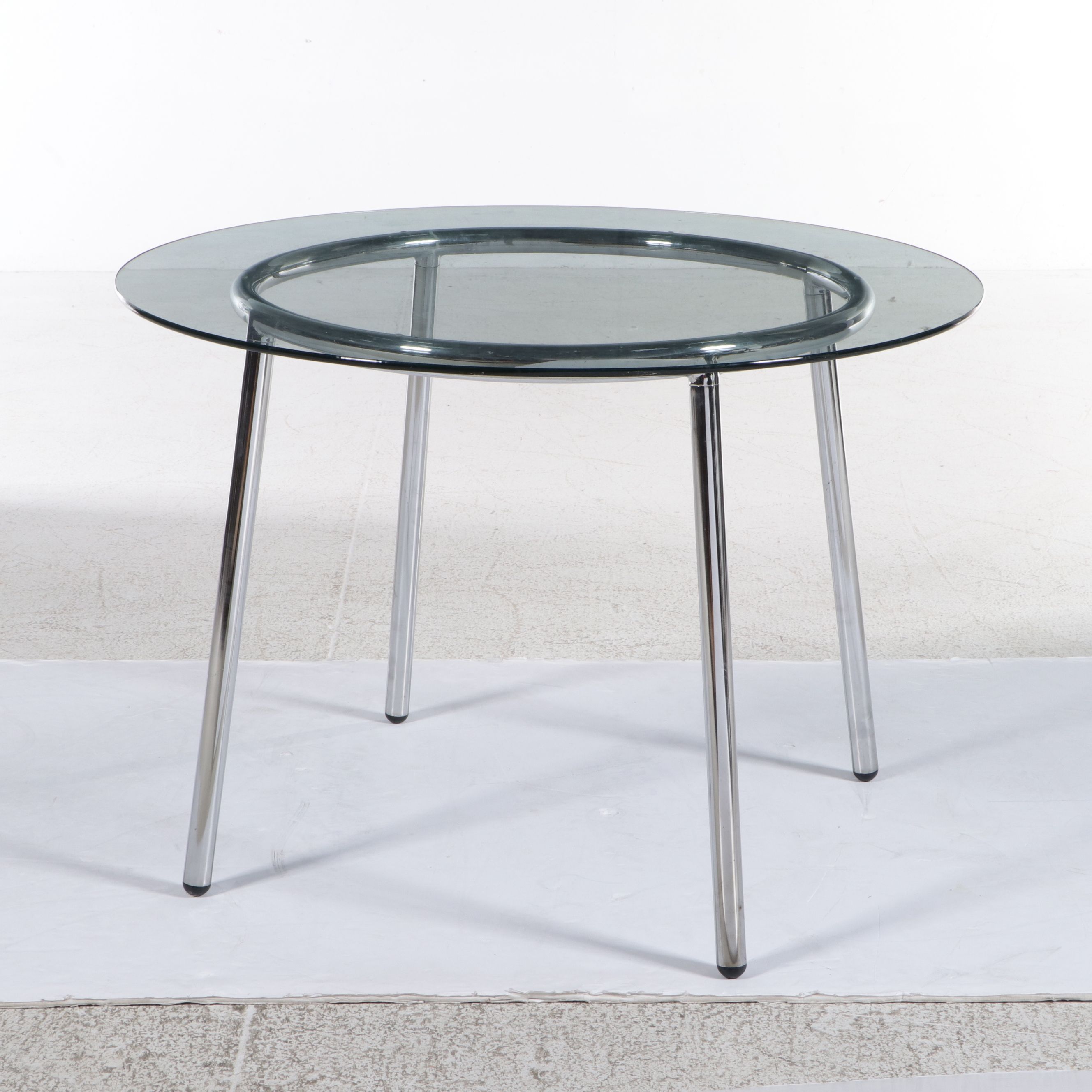 Mid Century Modern Style Dining Table