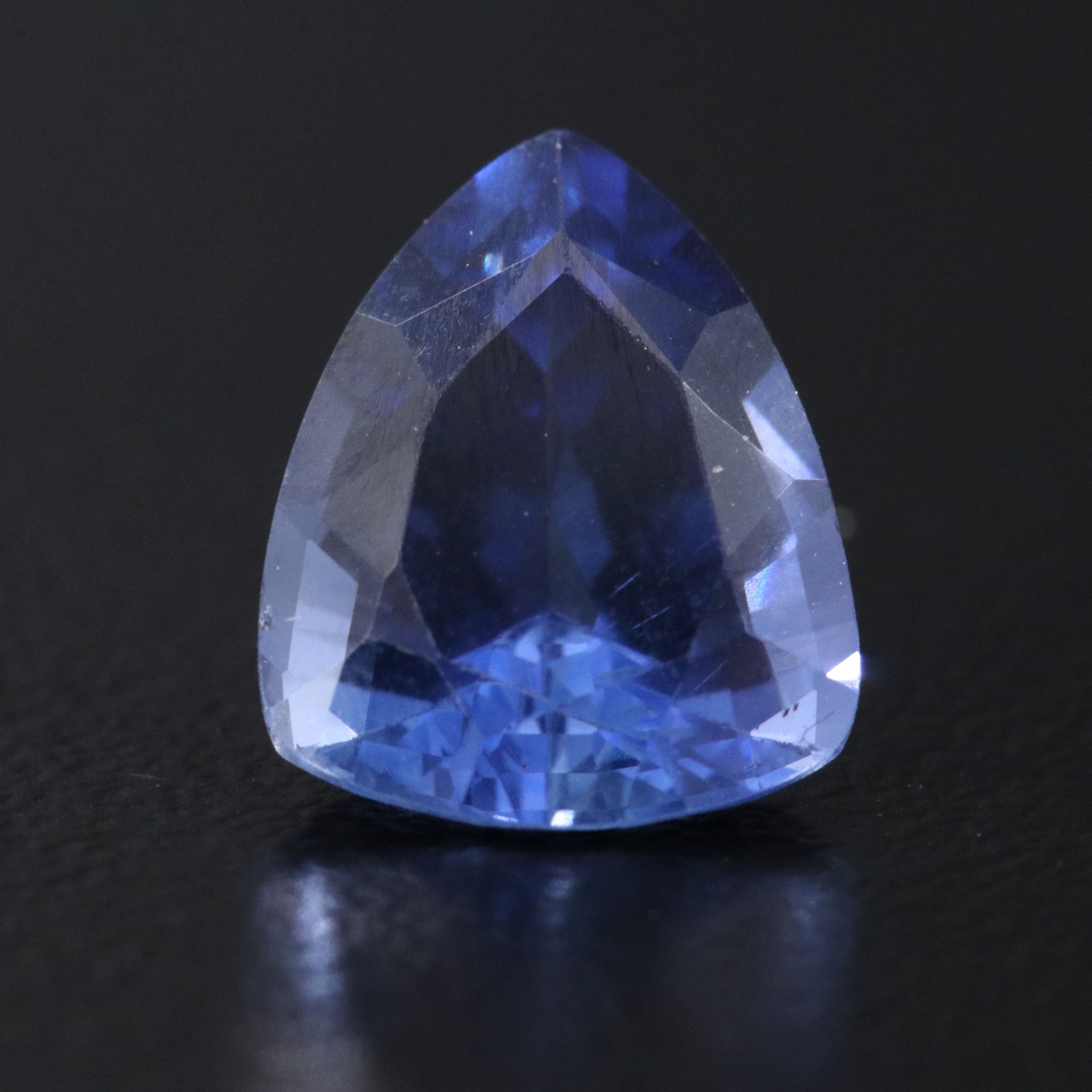 Loose 3.28 CT Lab Grown Sapphire