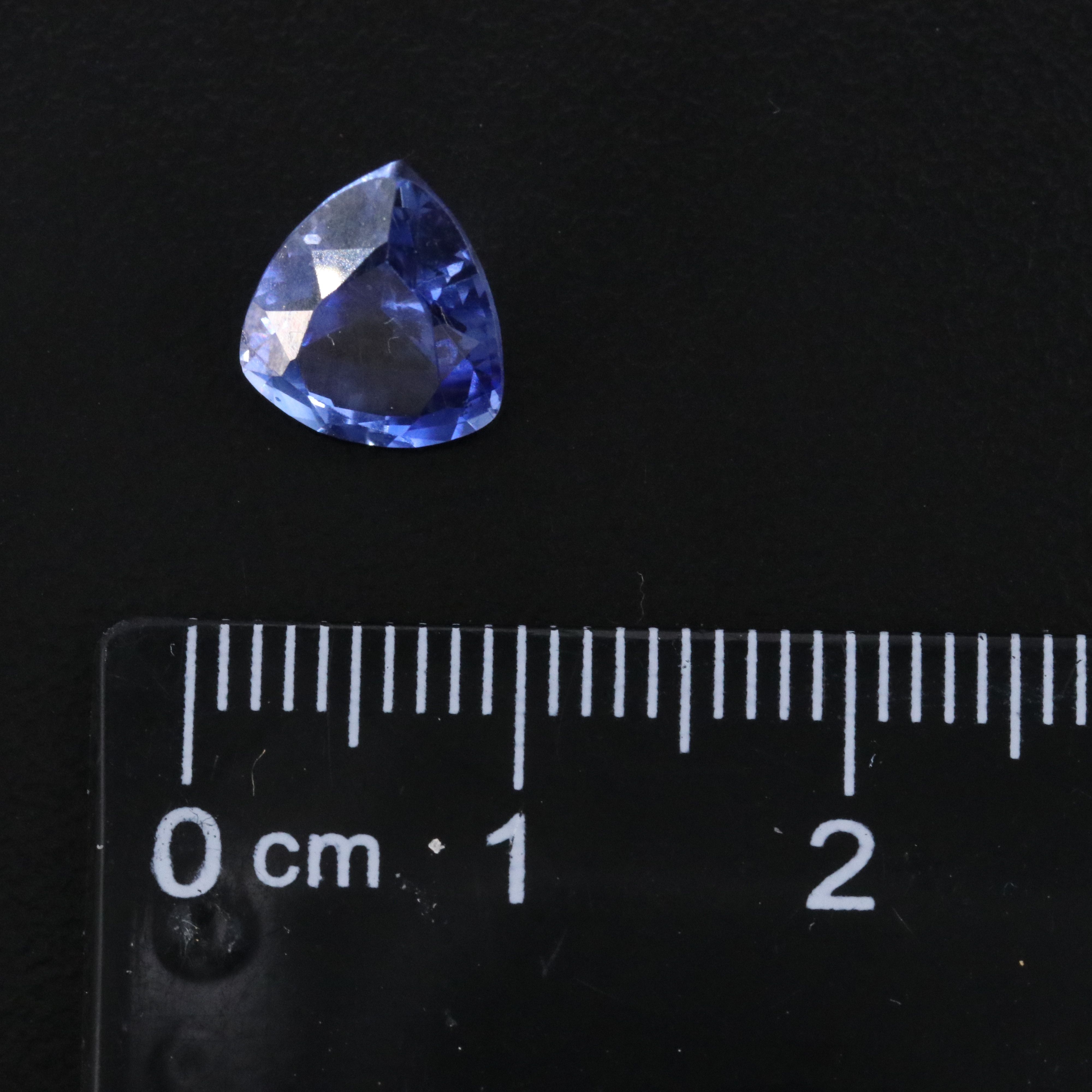 Loose 3.28 CT Lab Grown Sapphire