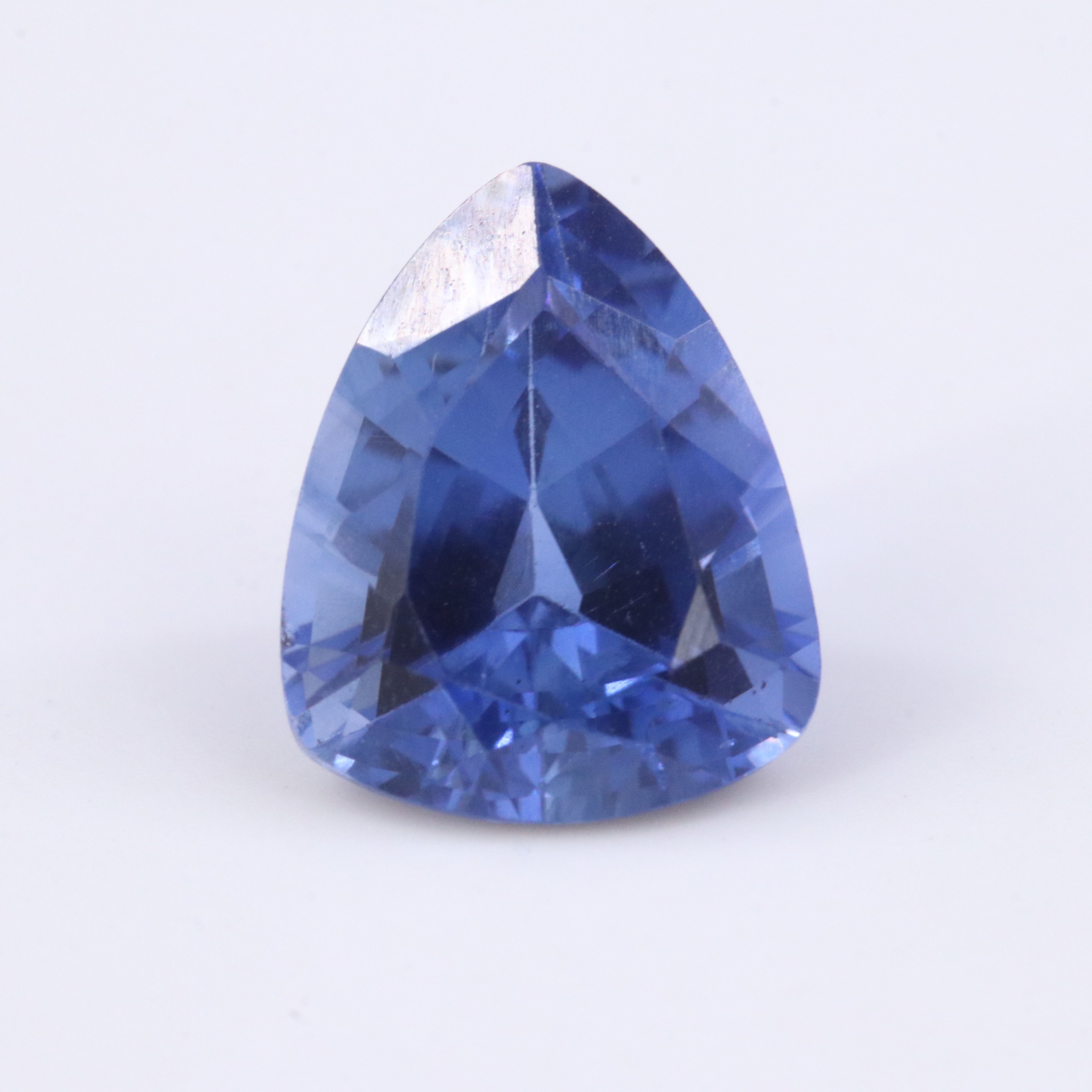 Loose 3.28 CT Lab Grown Sapphire