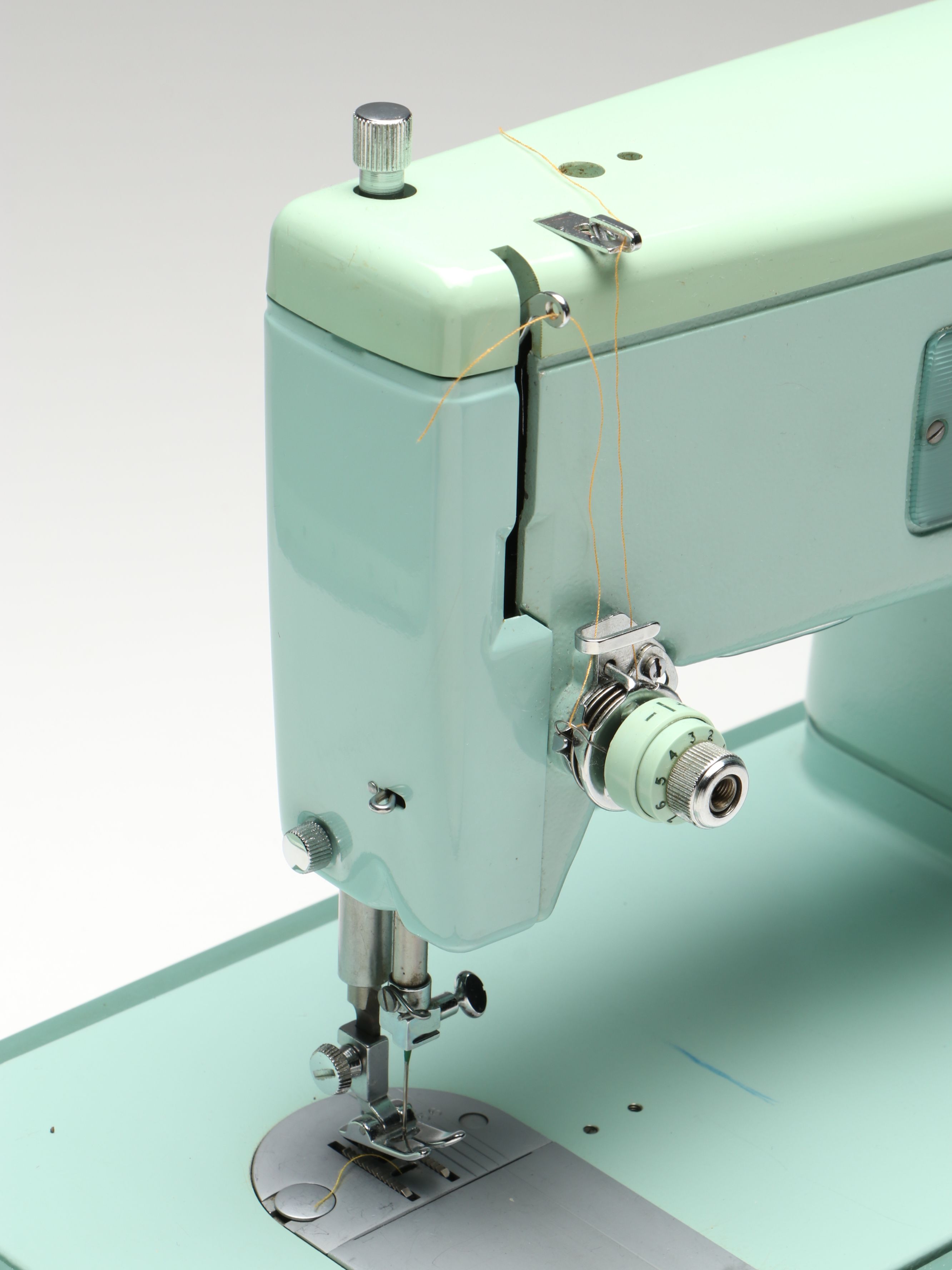 Singer Model 337 Electric Sewing Machine with Carrying Case, 1960s