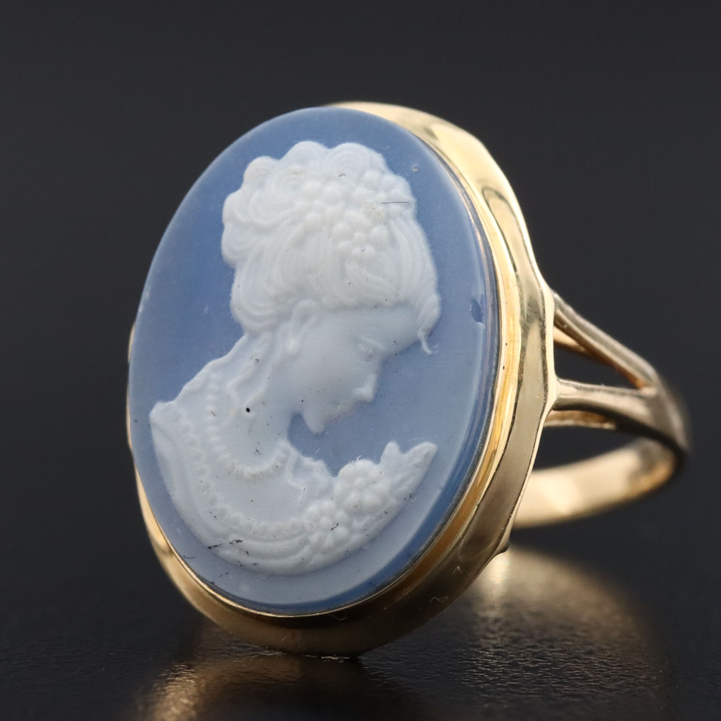 14K Agate Cameo Ring