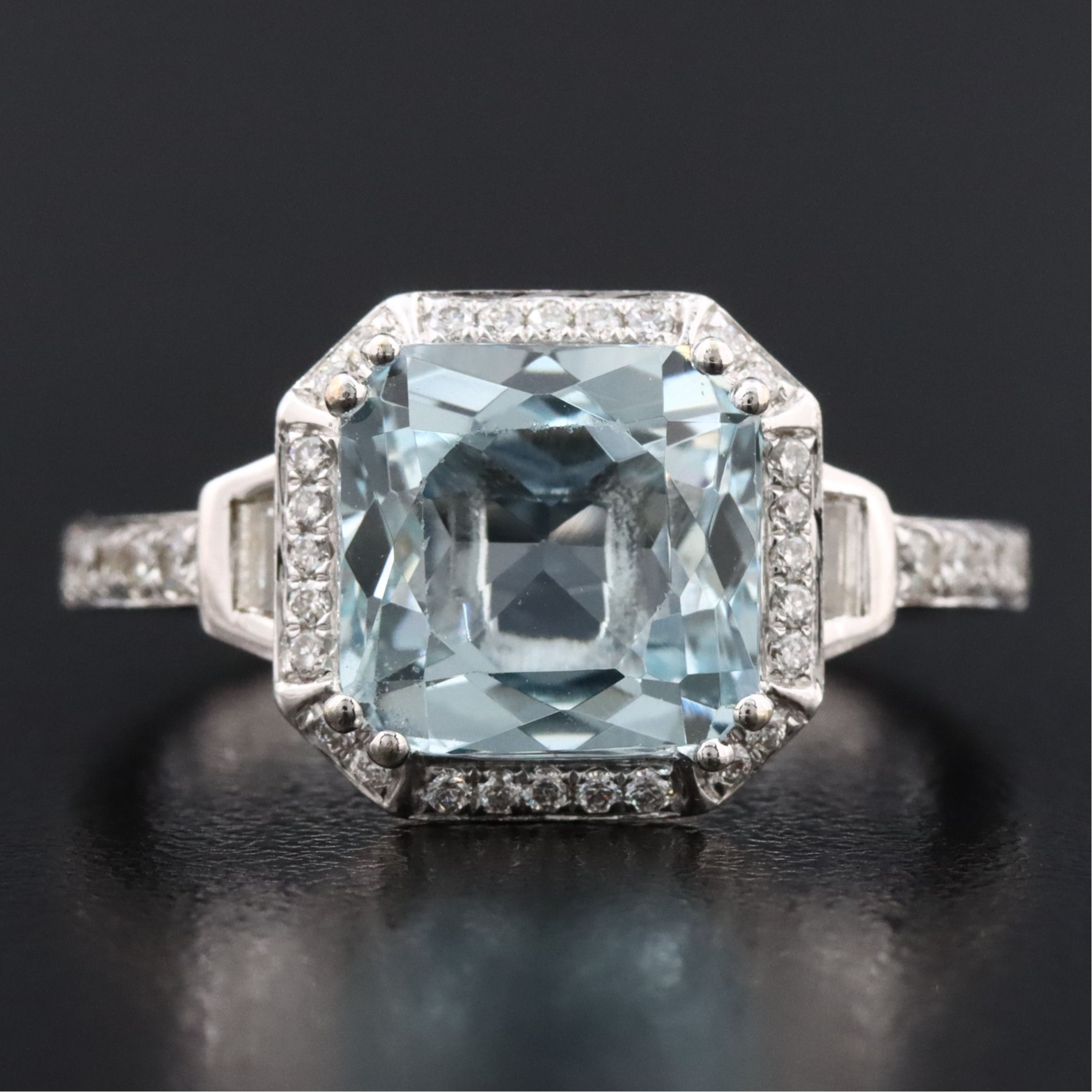 14K 3.58 CT Aquamarine and Diamond Ring