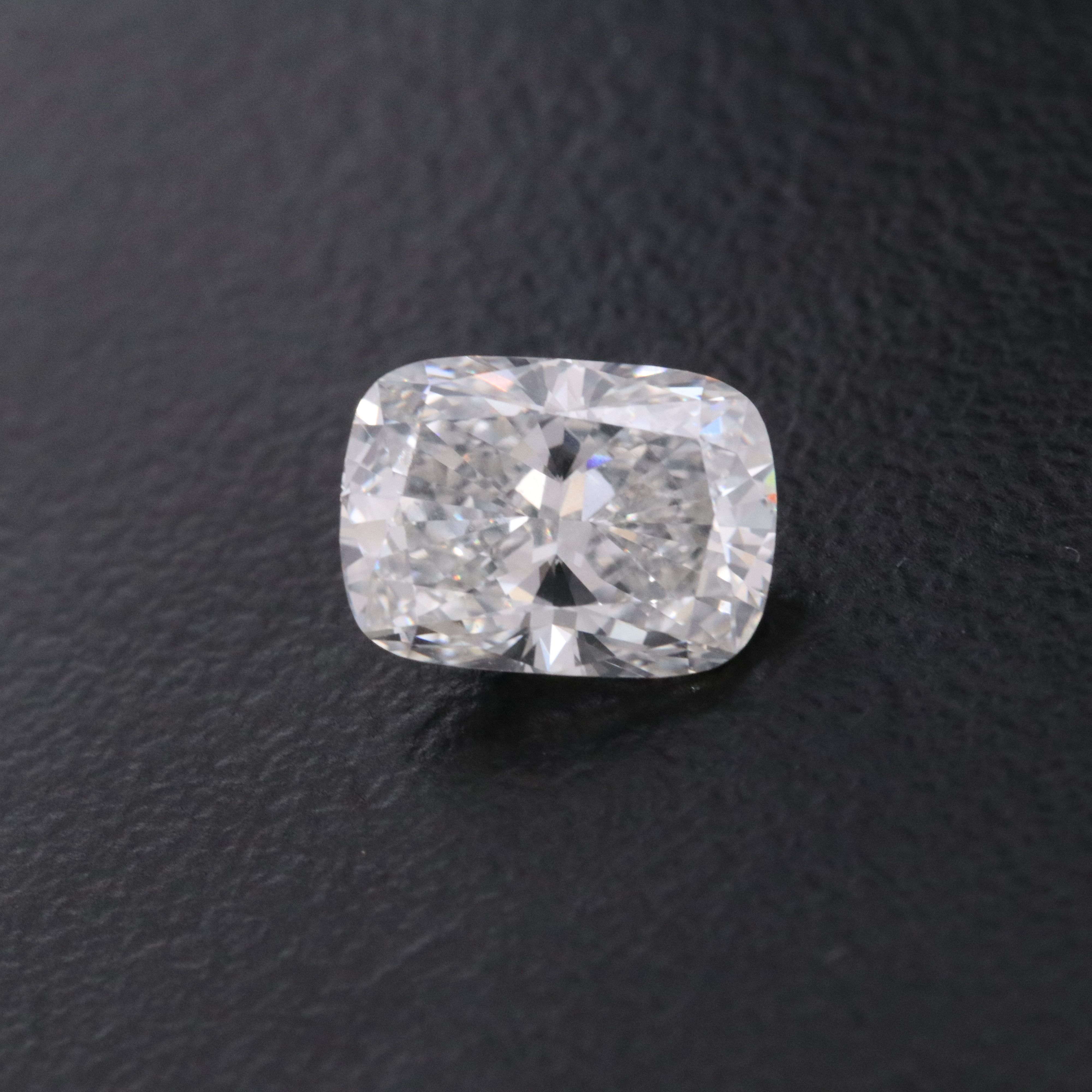 Loose 1.57 CT Lab Grown Diamond with IGI Report