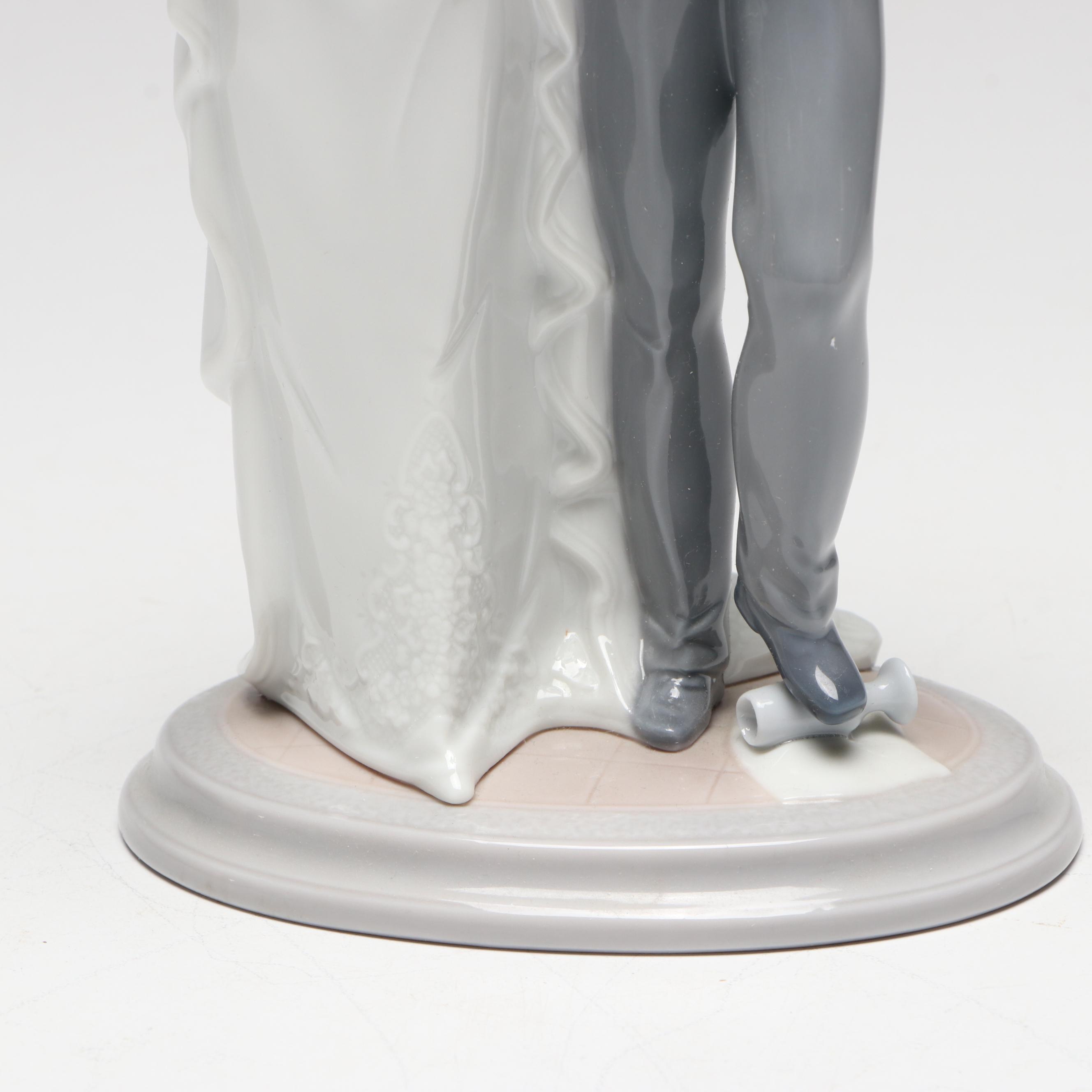 Lladró "Mazel Tov" Porcelain Figurine Designed by Francisco Polope