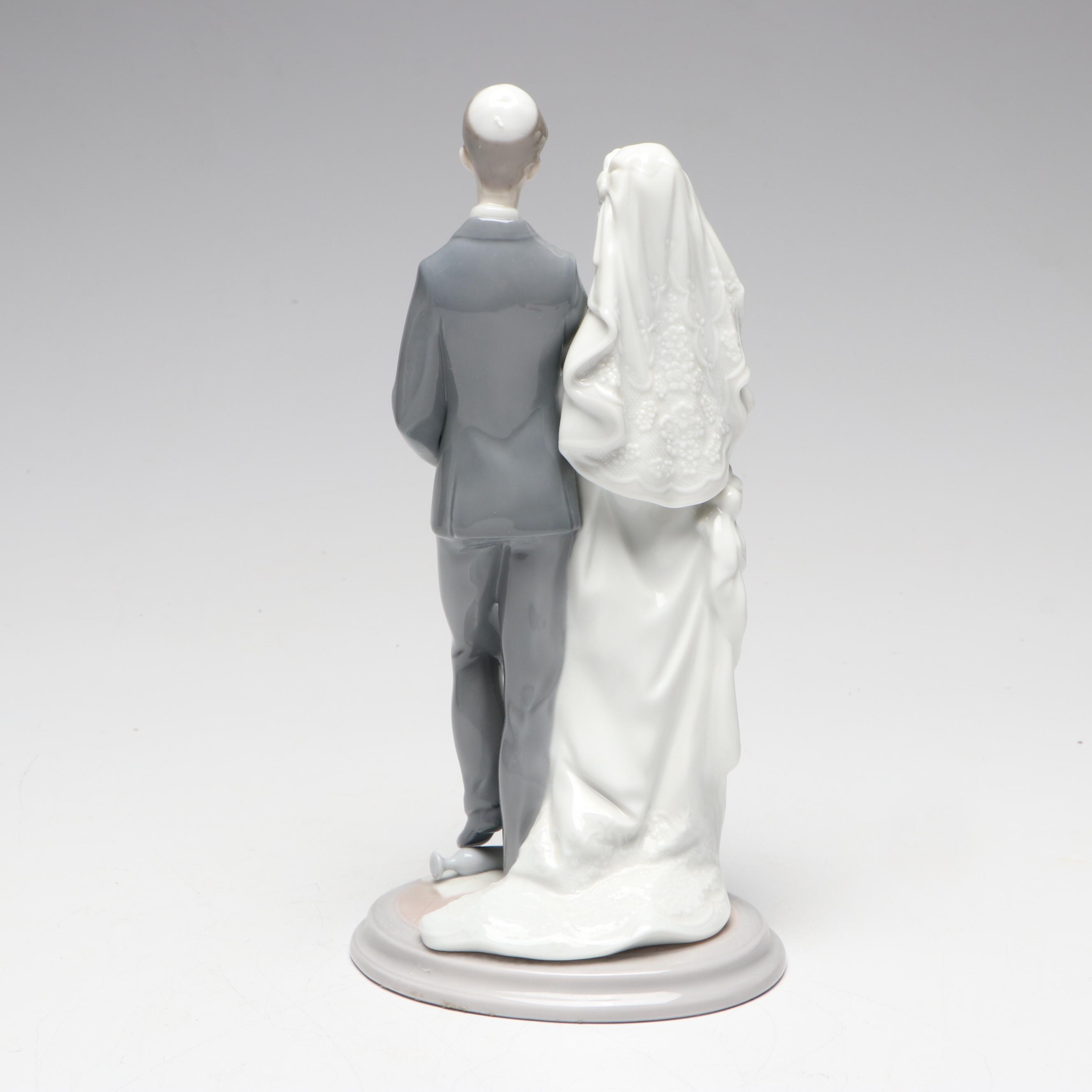 Lladró "Mazel Tov" Porcelain Figurine Designed by Francisco Polope