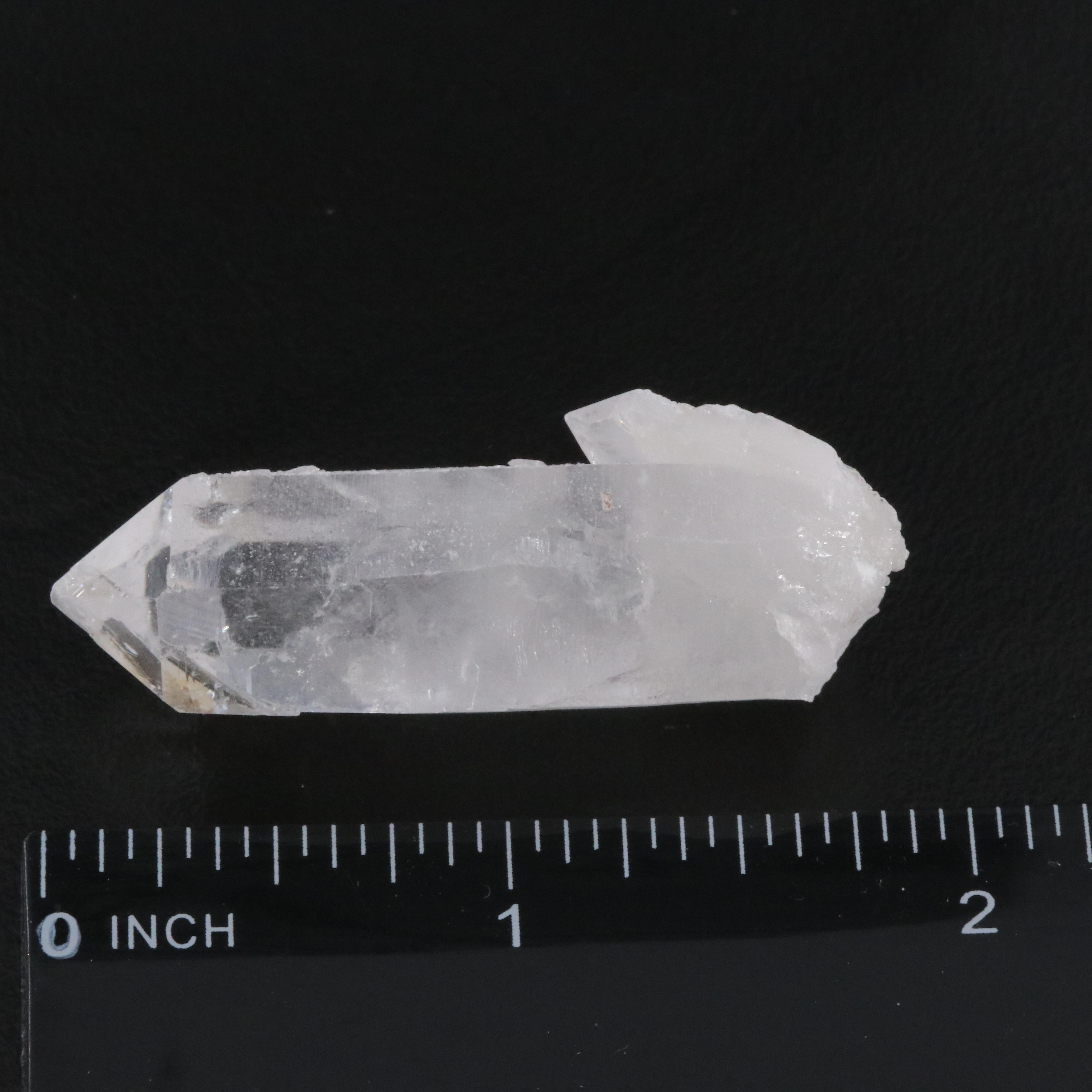 Loose 4,060.50 CTW Rough Quartz Lot