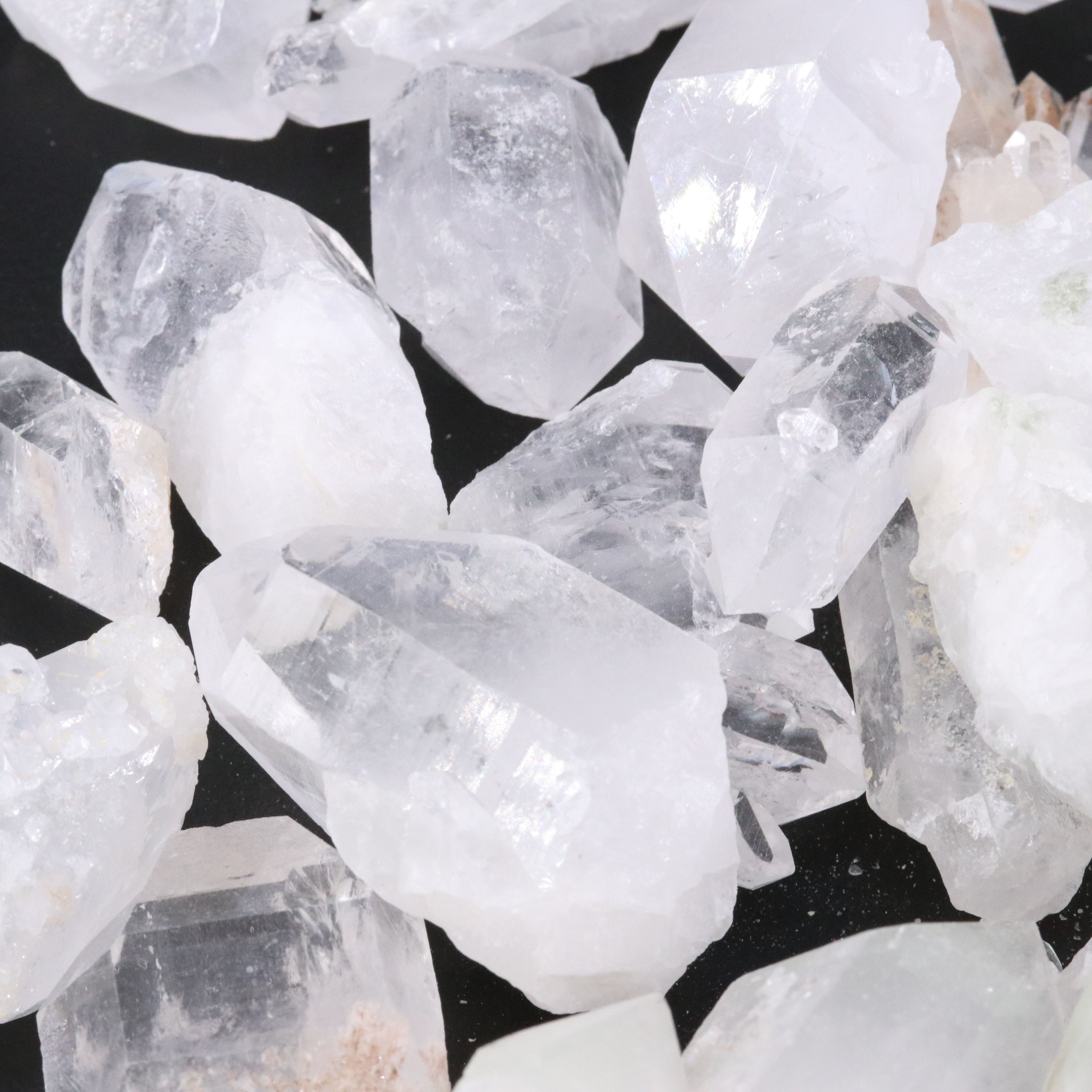 Loose 3,443.00 CTW Rough Quartz Lot