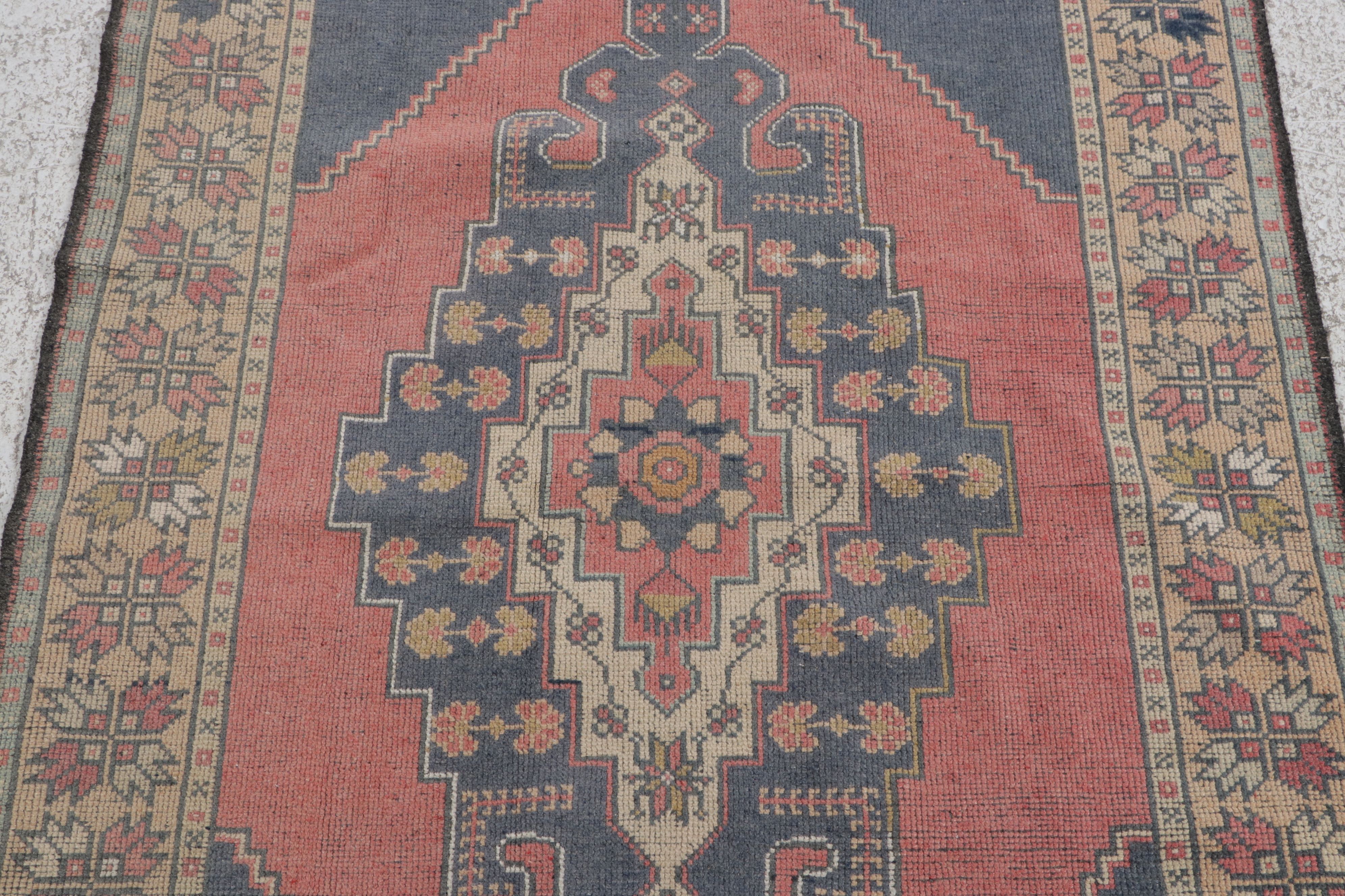 4'7 x 8' Hand-Knotted Turkish Oushak Area Rug