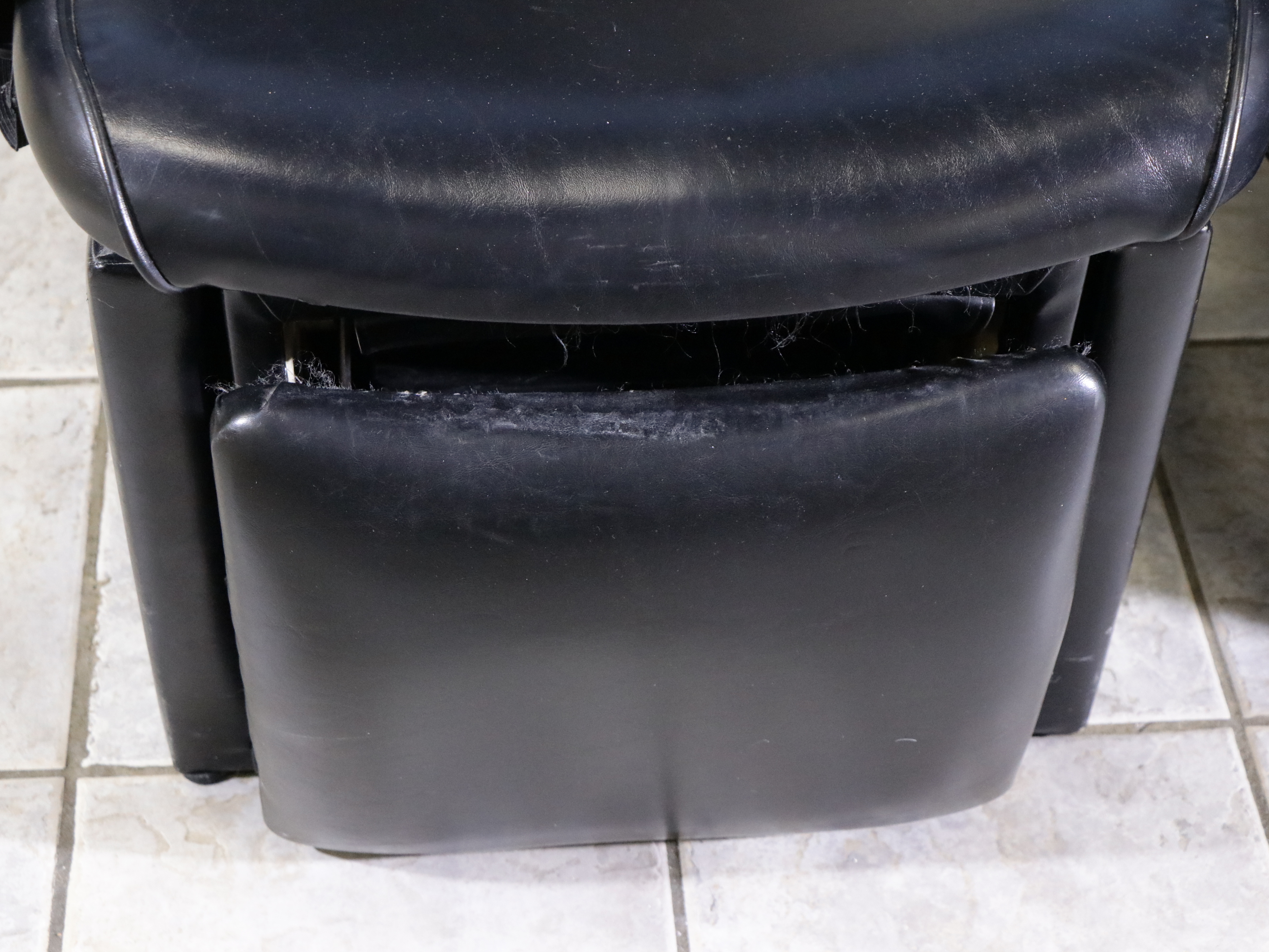 Set of Three Collins Reclining Salon Shampoo Chairs