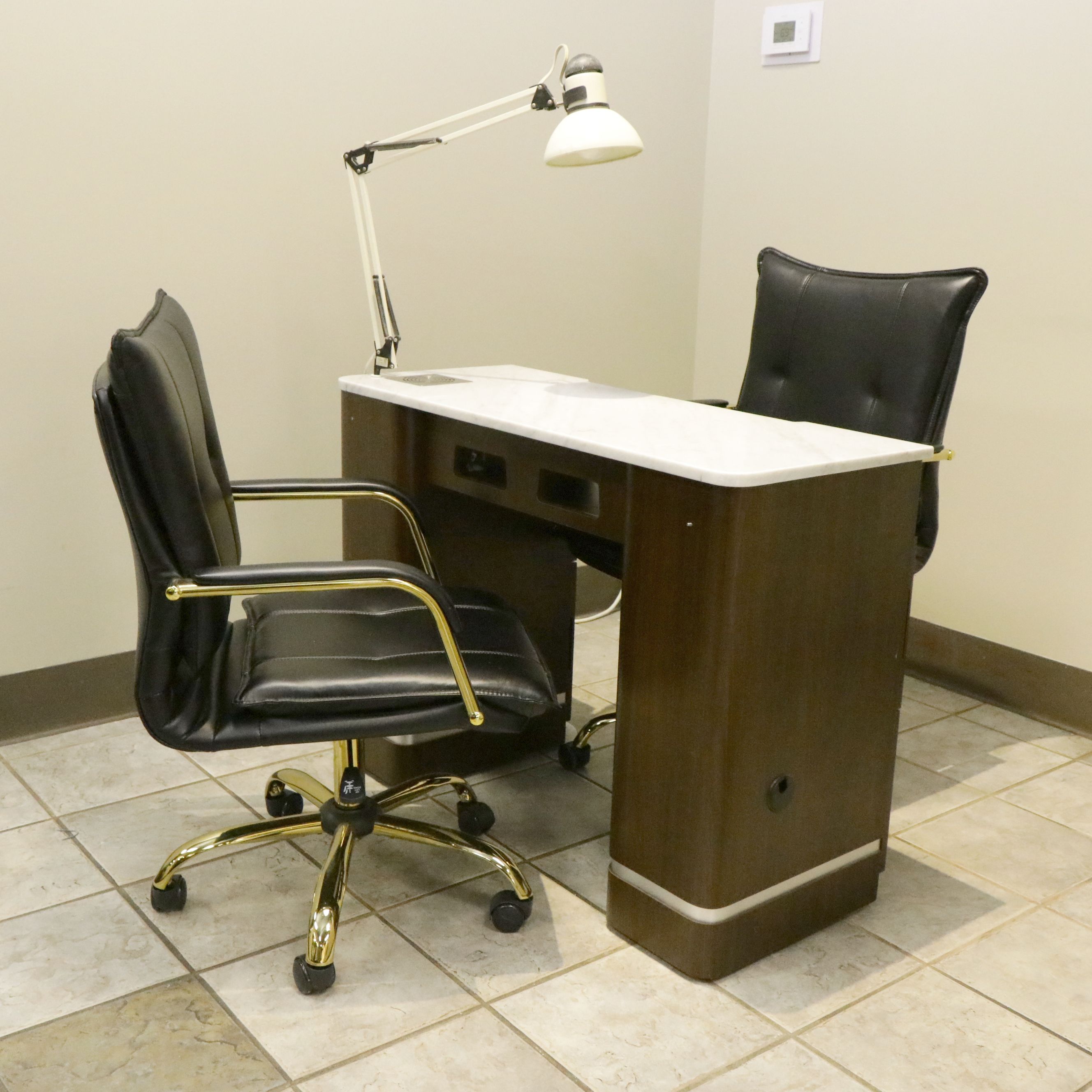 New Star Spa & Furniture Corp. Manicure Table with Pair of Chairs