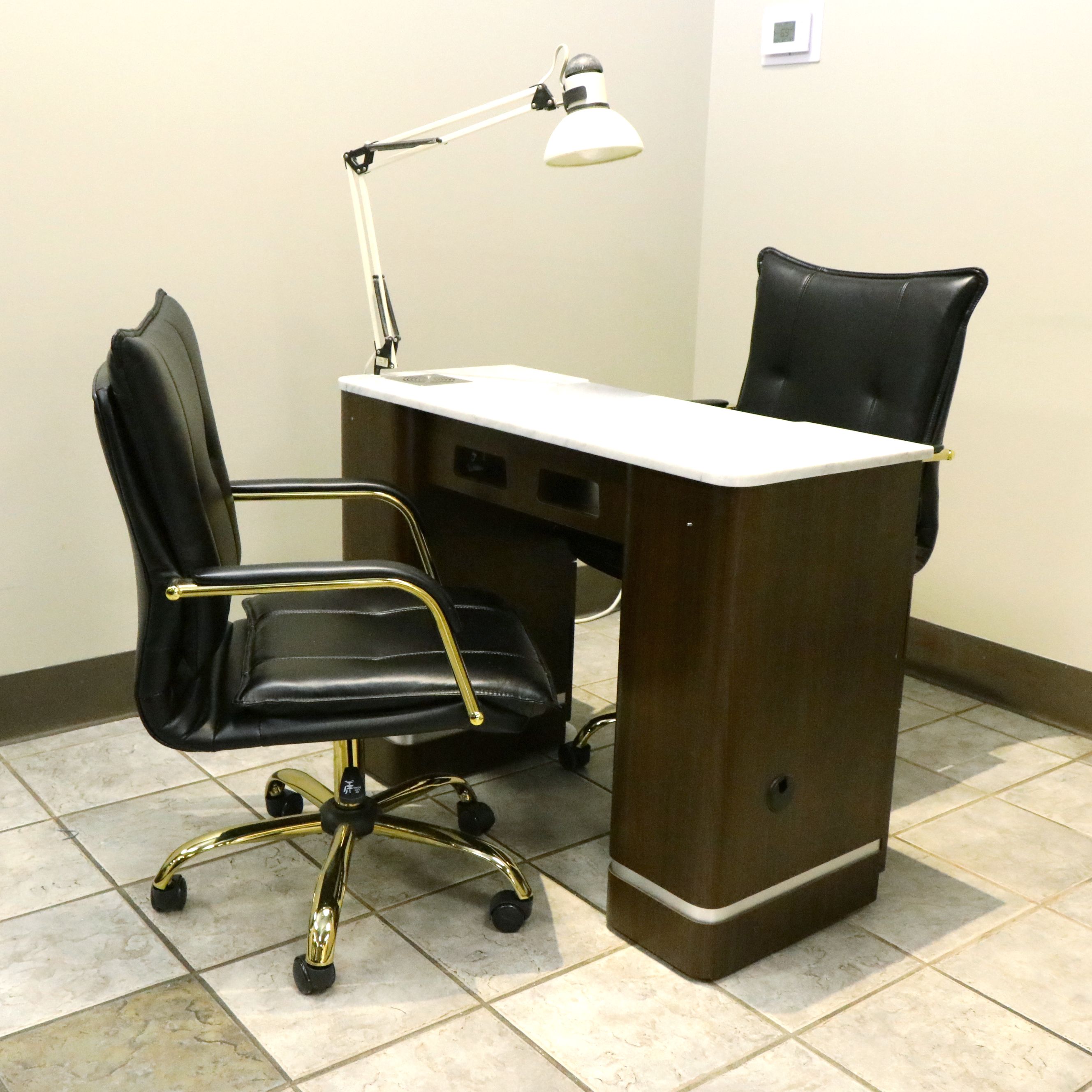 New Star Spa & Furniture Corp. Professional Manicure Table with Pair of Chairs