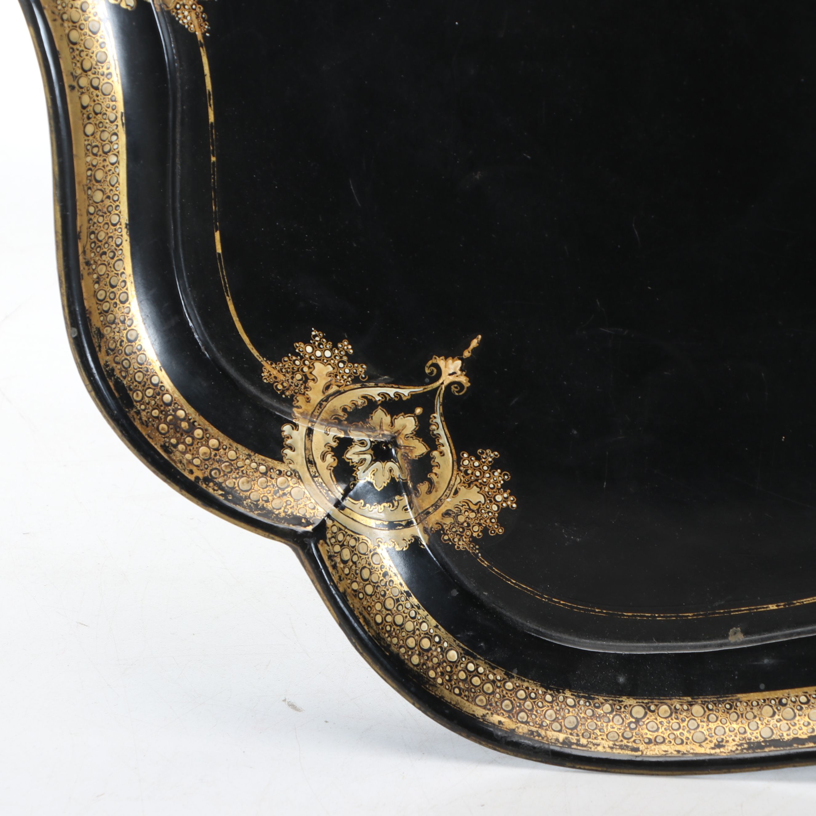 Victorian English Regency Style Lacquered Papier-Mâché Tray