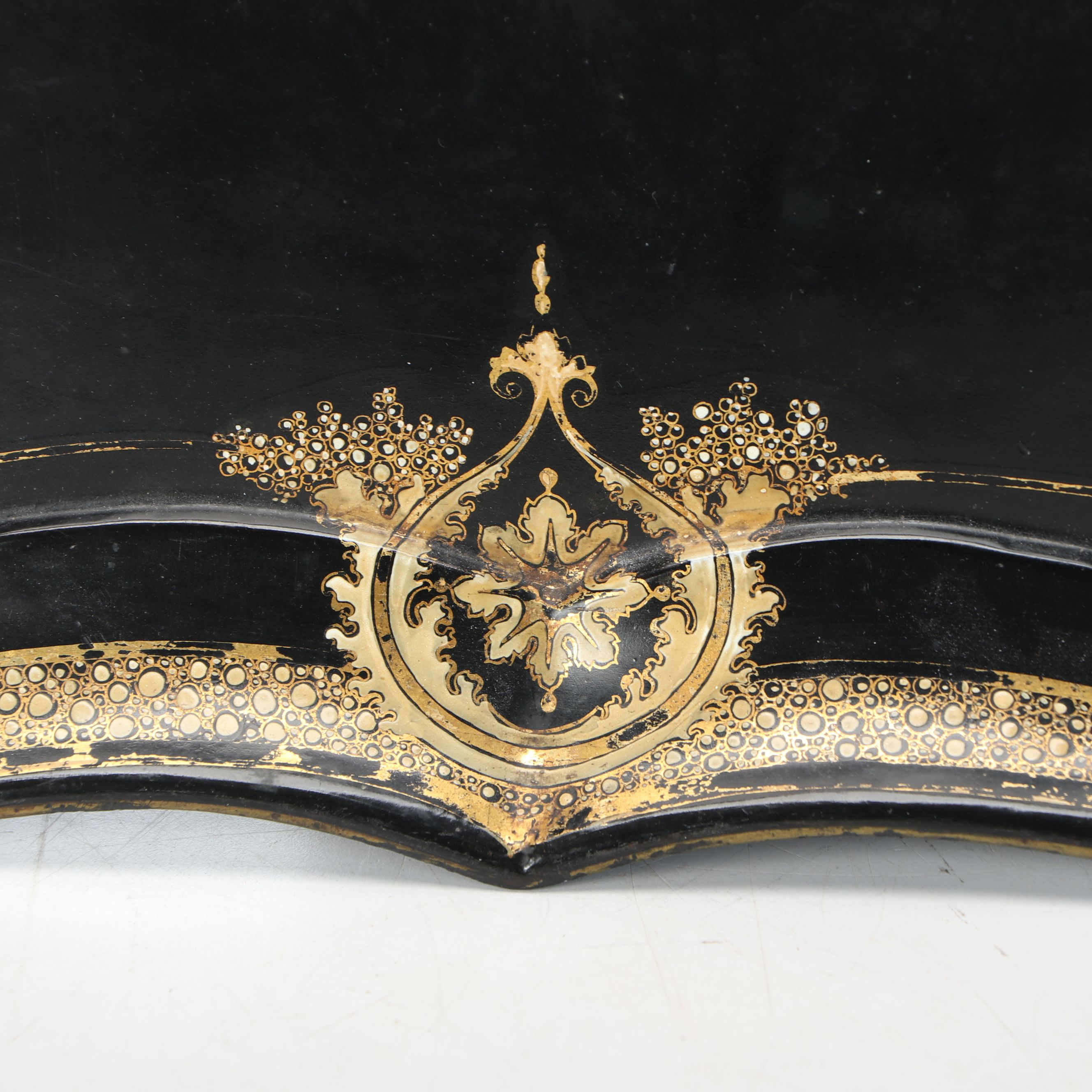 Victorian English Regency Style Lacquered Papier-Mâché Tray