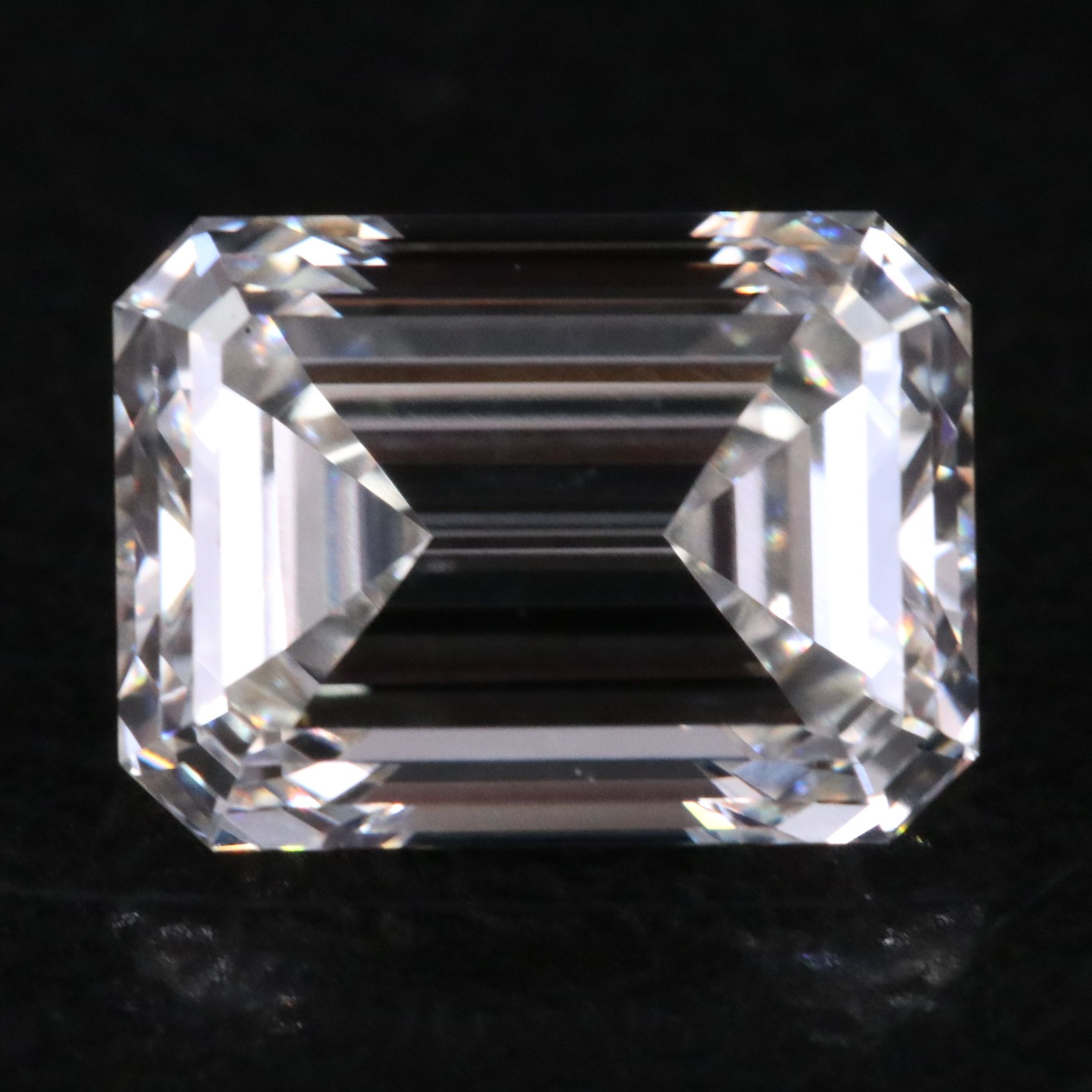 Loose 1.64 CT Lab Grown Diamond with IGI Report
