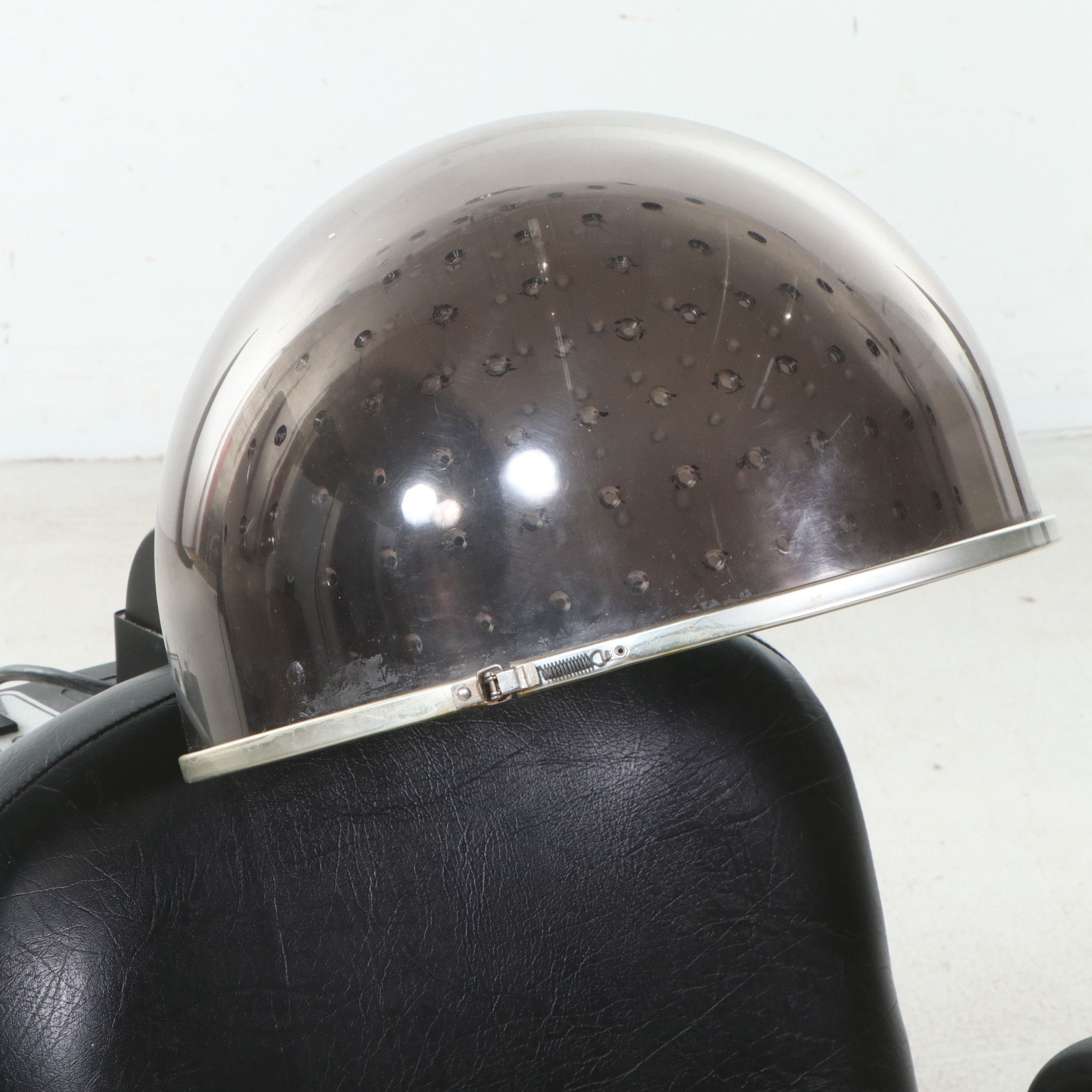 Pair of Highland "Milo II" Professional Hooded Hair Dryer Chairs