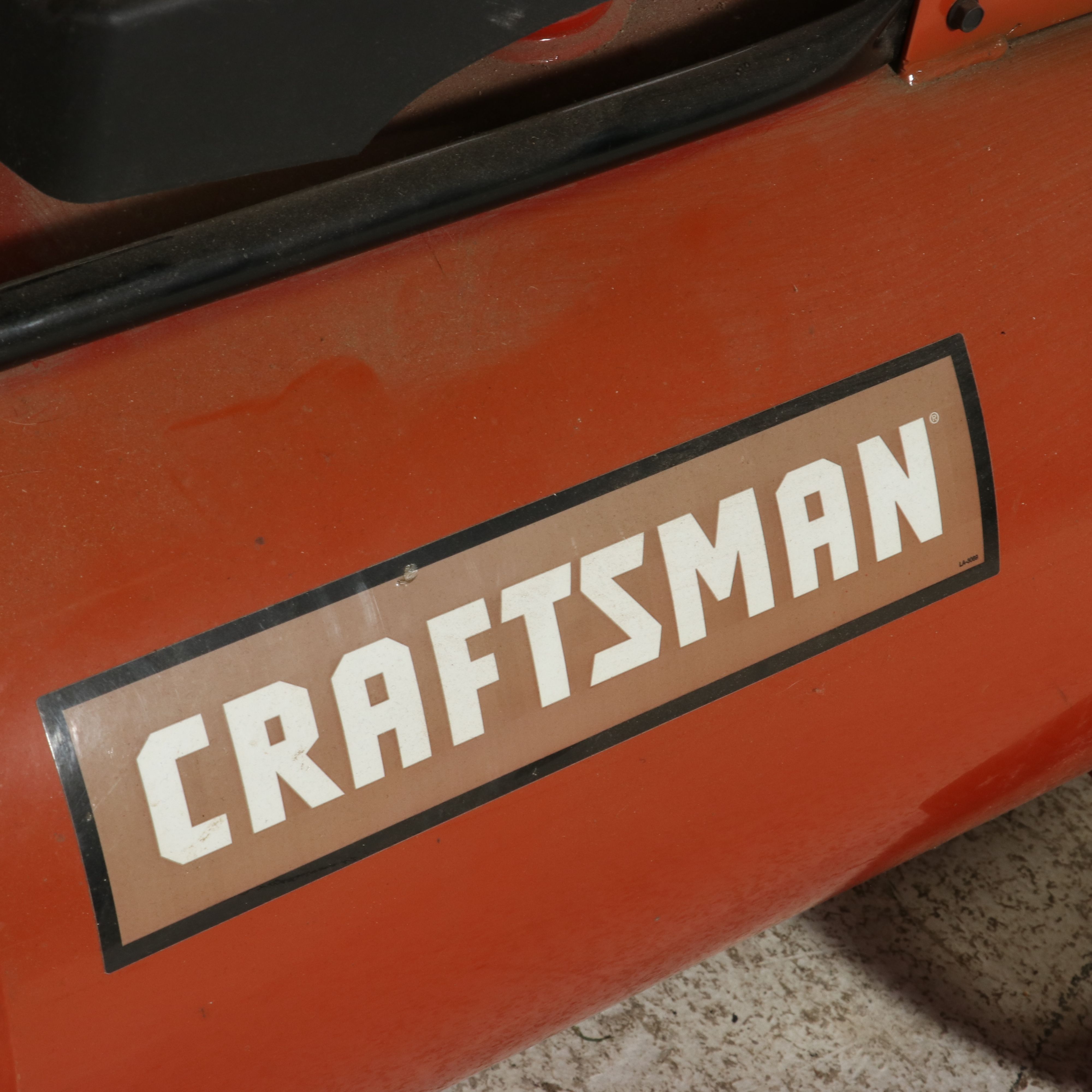 Craftsman 33-Gallon Single Cylinder Air Compressor