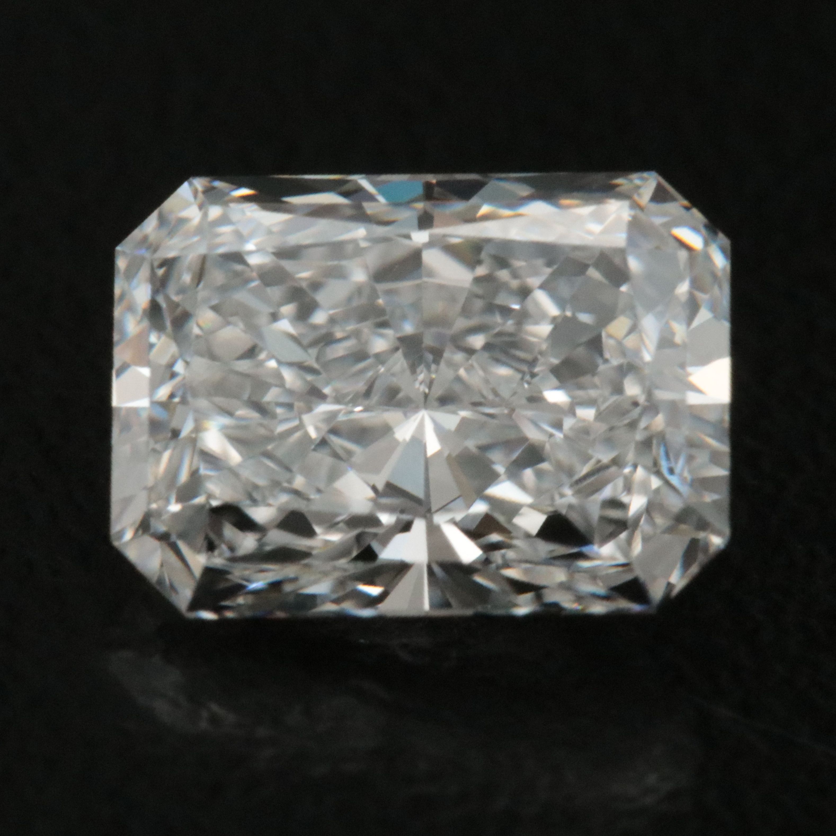 Loose 1.83 CT Lab Grown Diamond with IGI Report
