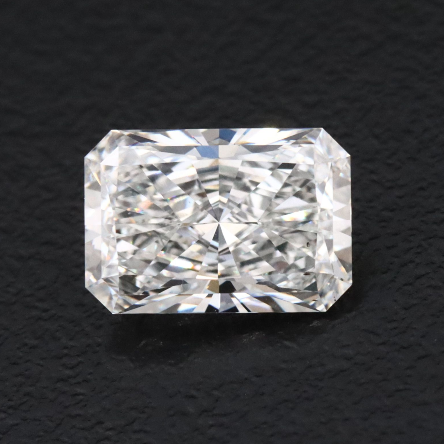 Loose 1.86 CT Lab Grown Diamond with IGI Report