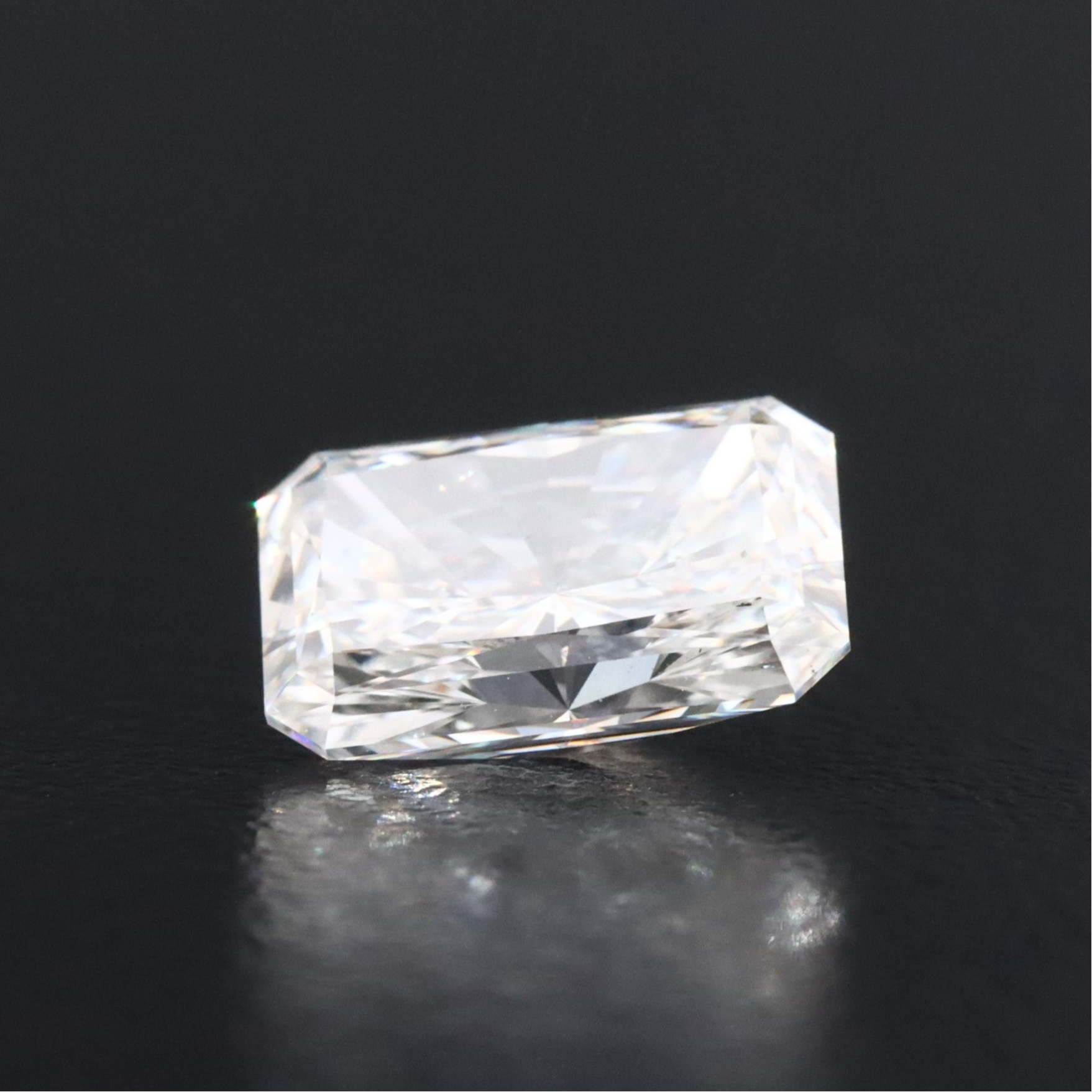 Loose 1.86 CT Lab Grown Diamond with IGI Report