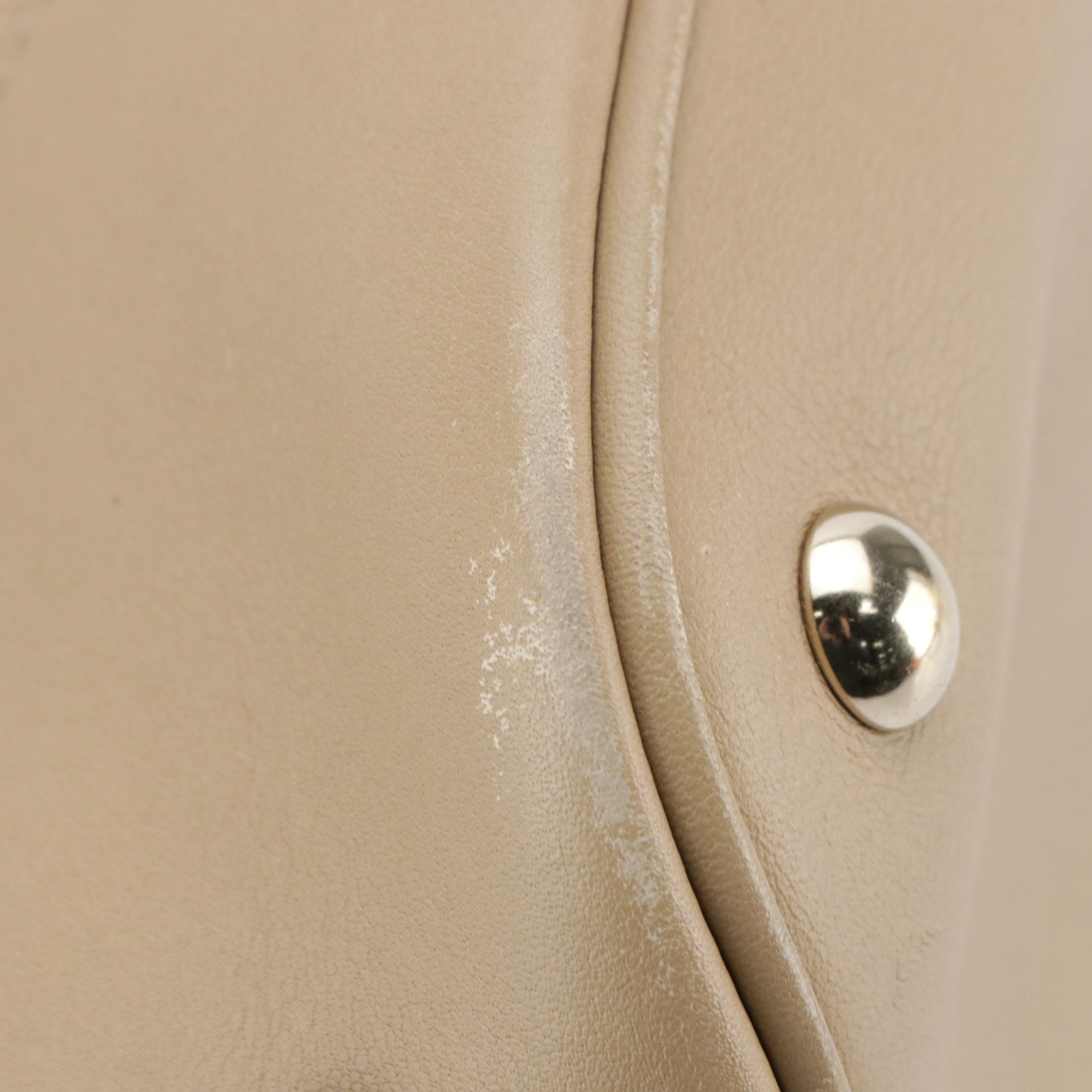 Gucci Domed Nice Two-Way Bag in Beige Microguccissima Calfskin Leather