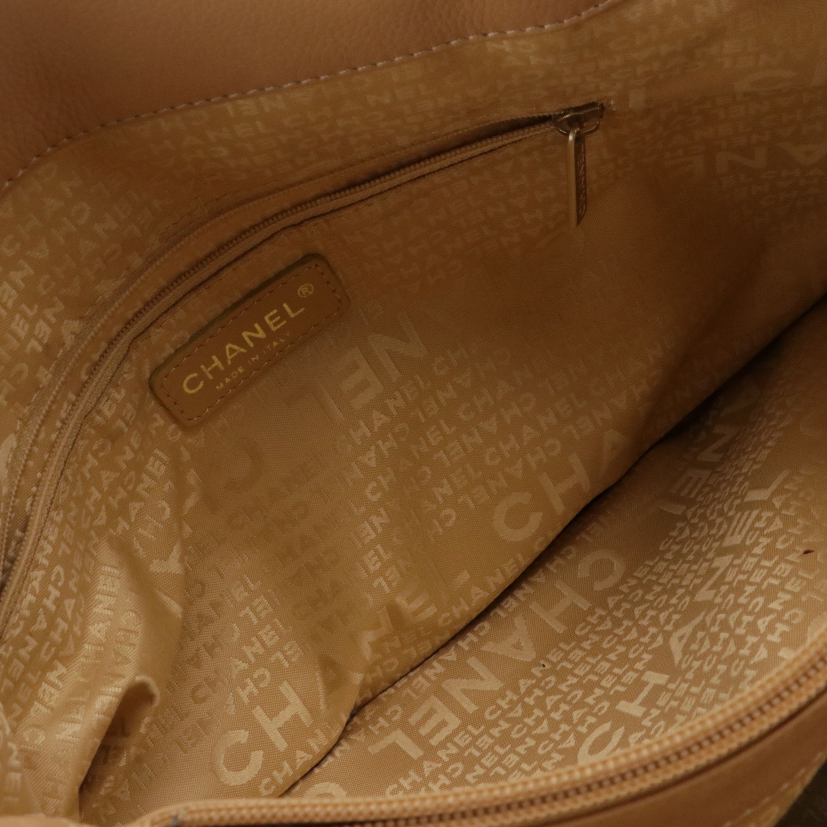 Chanel CC Stitched Shoulder Tote in Beige Caviar Leather
