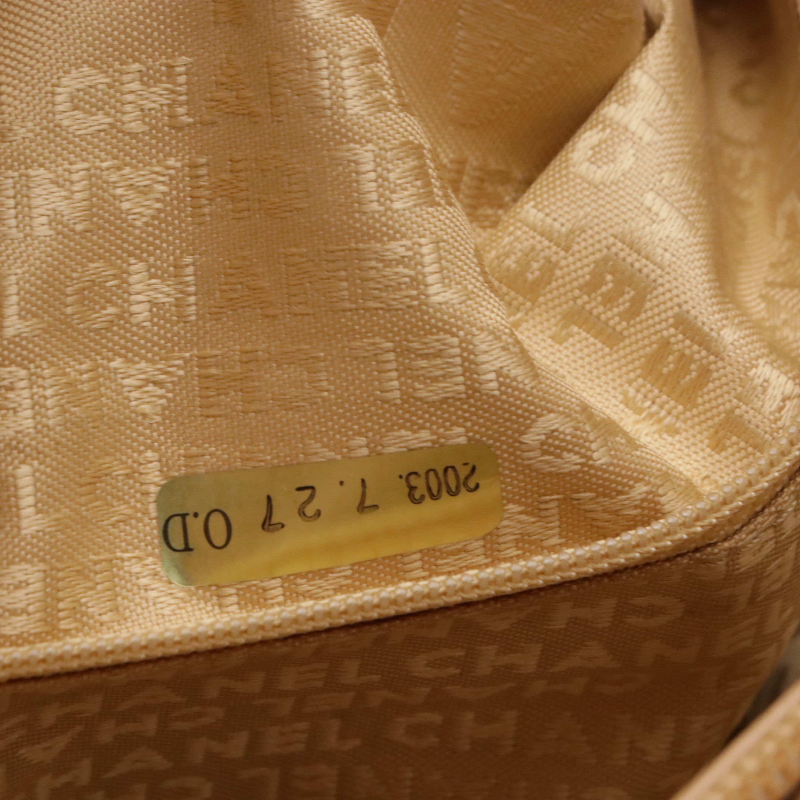 Chanel CC Stitched Shoulder Tote in Beige Caviar Leather