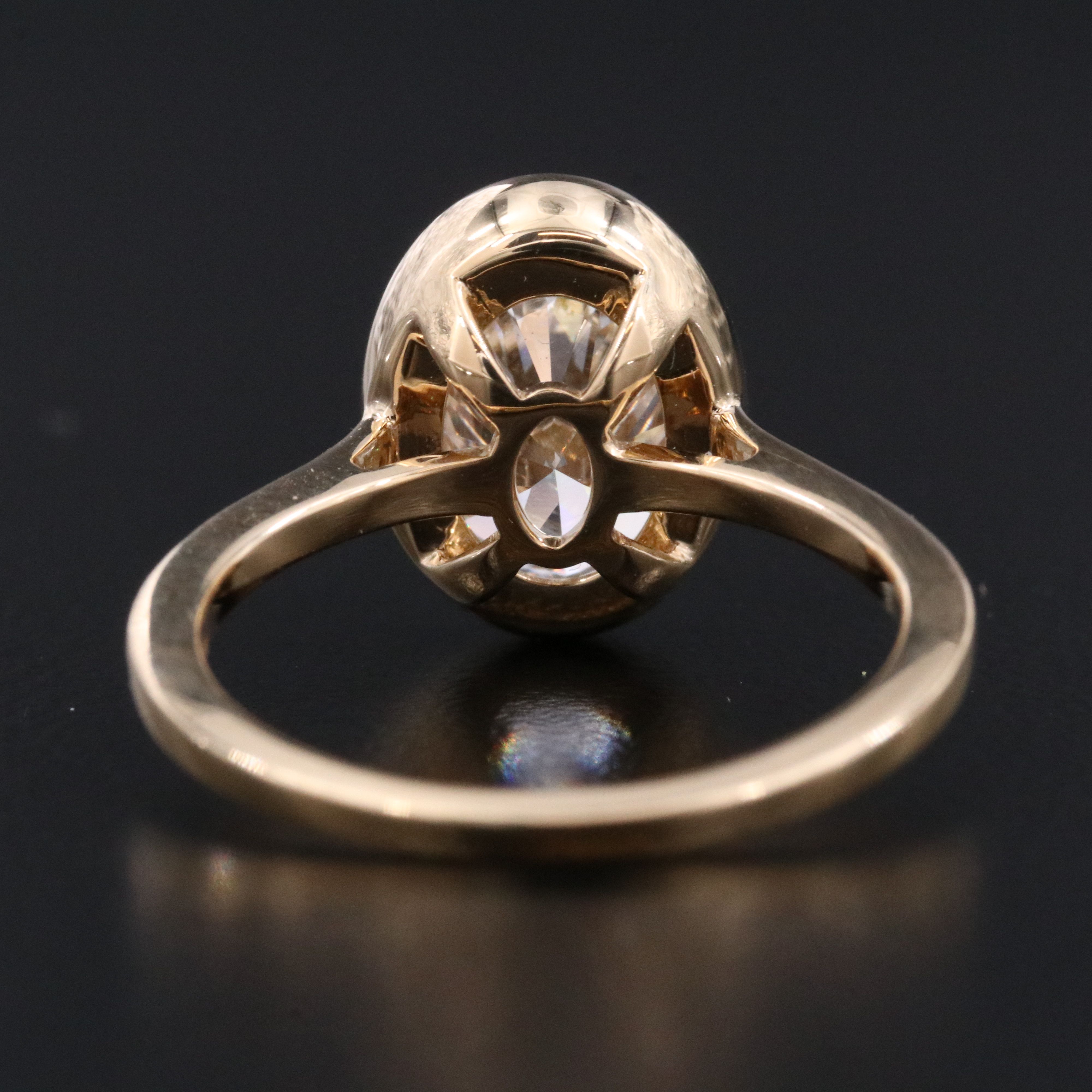 18K 3.07 CT Lab Grown Diamond Solitaire Ring with IGI Report