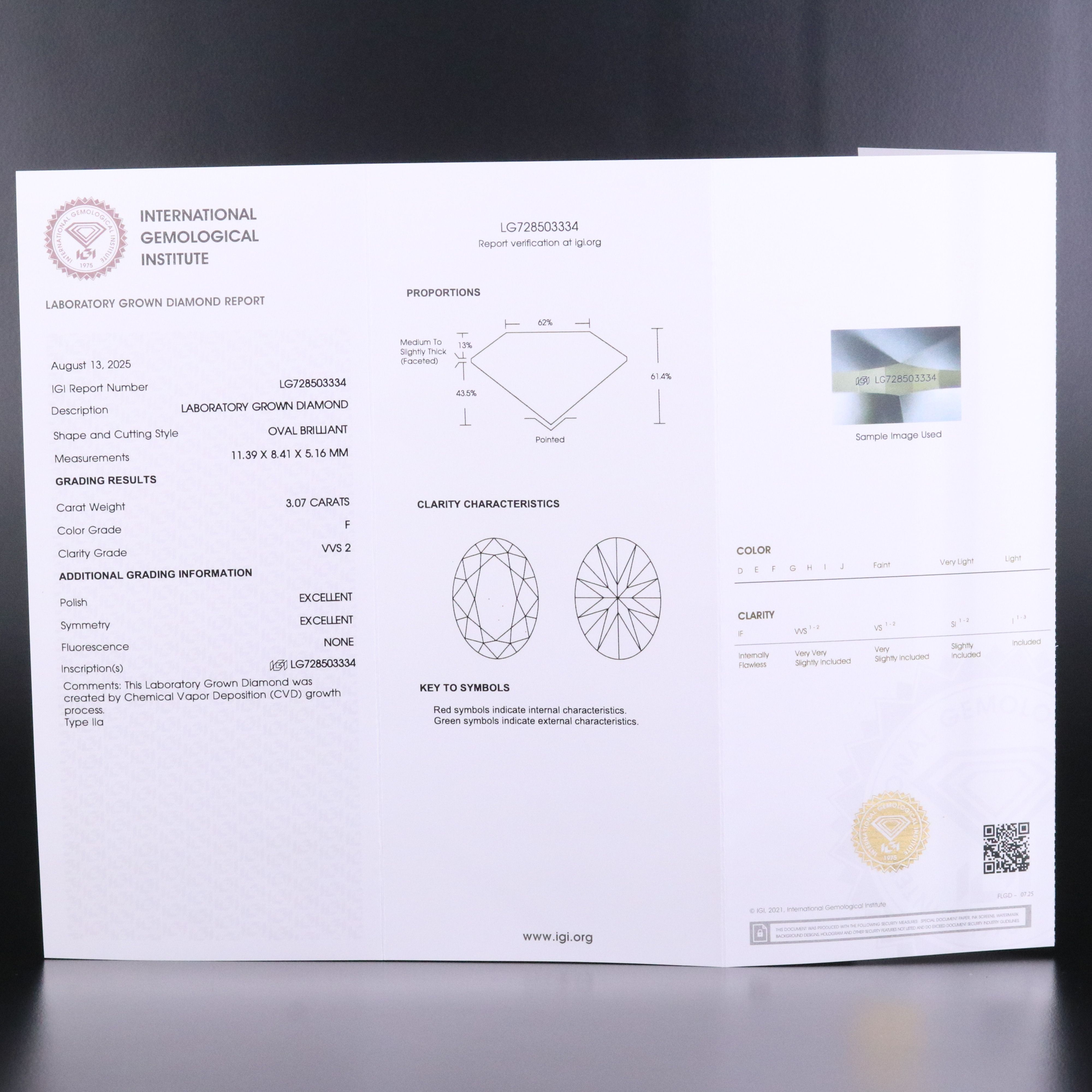 18K 3.07 CT Lab Grown Diamond Solitaire Ring with IGI Report