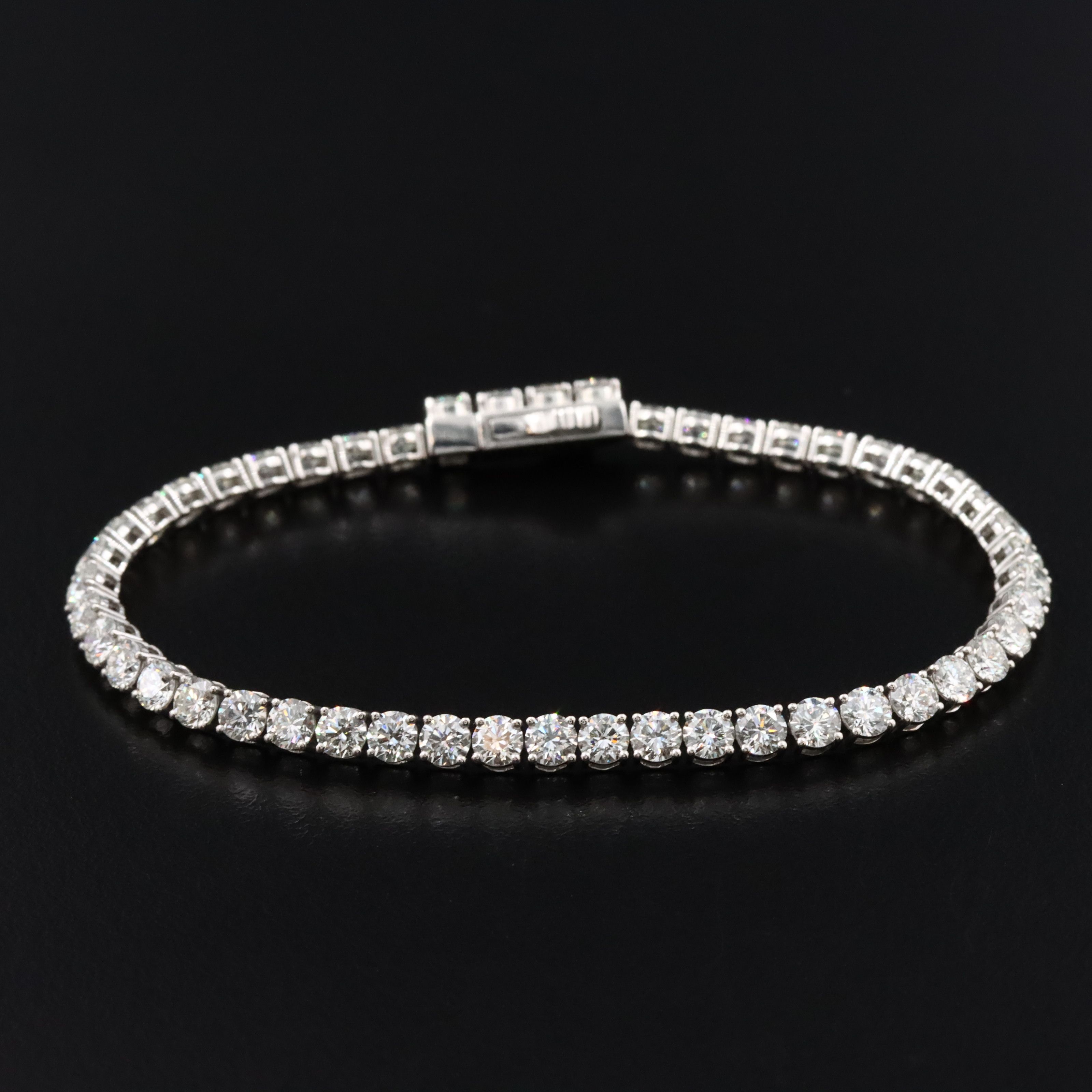 Platinum 5.90 CTW Diamond Line Bracelet