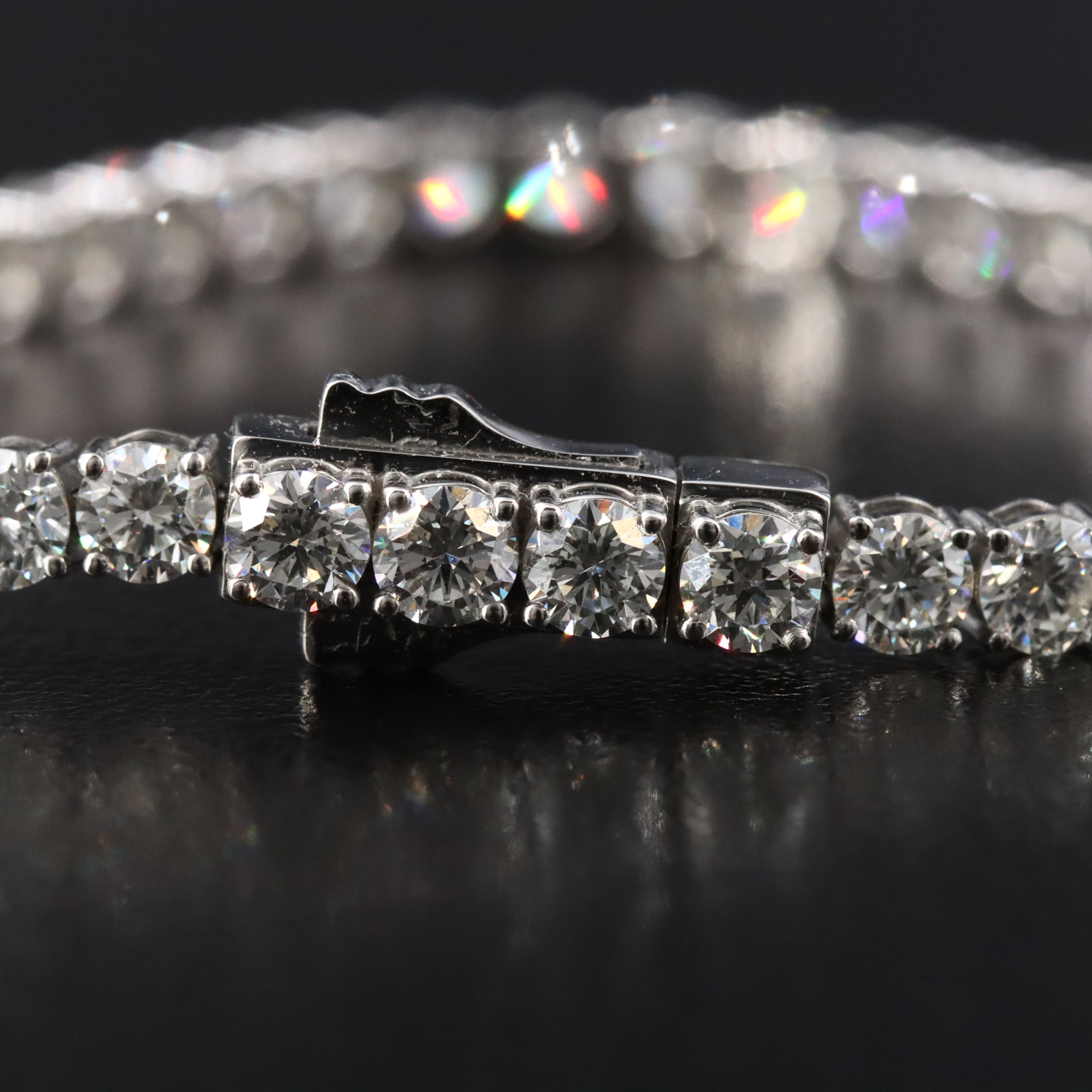 Platinum 5.90 CTW Diamond Line Bracelet