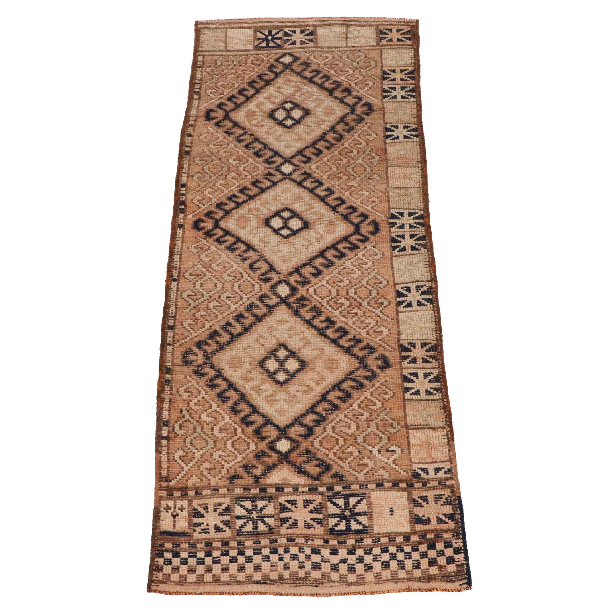 3'4 x 8'10 Hand-Knotted Turkish Bergama Long Rug