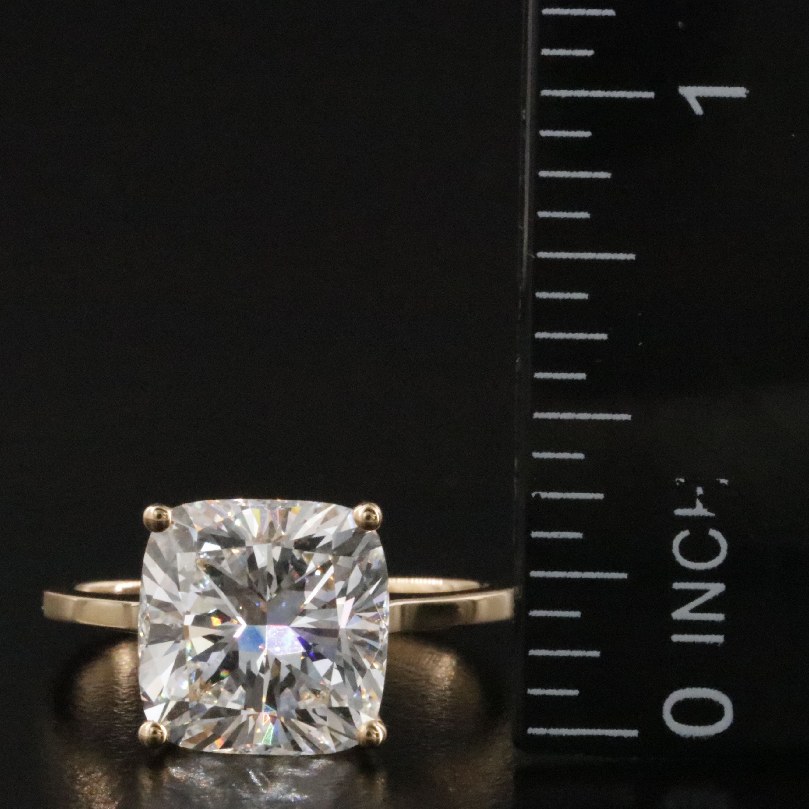 18K 5.01 CT Lab Grown Diamond Solitaire Ring with IGI Report