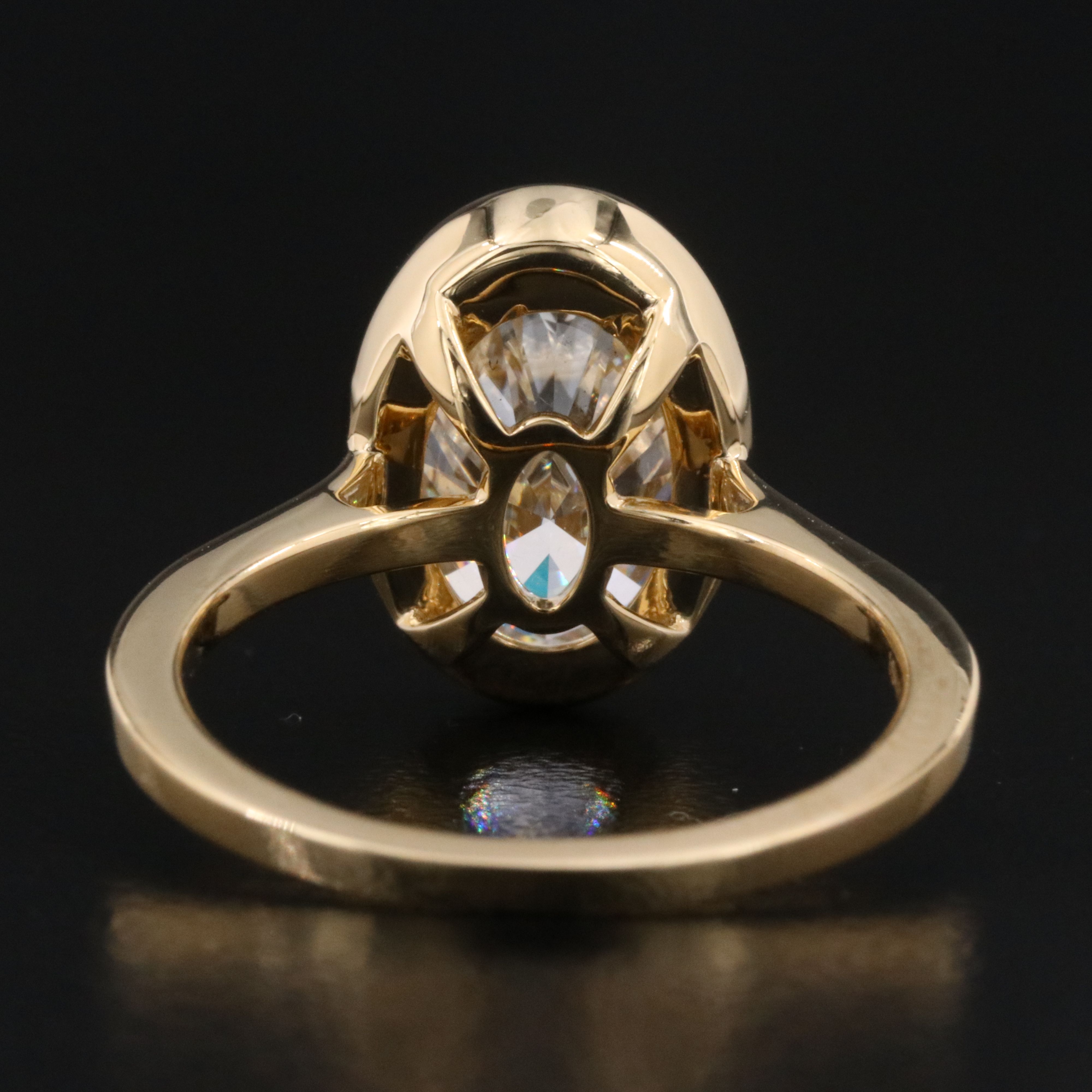 18K 4.10 CT Lab Grown Diamond Solitaire Ring with IGI Report