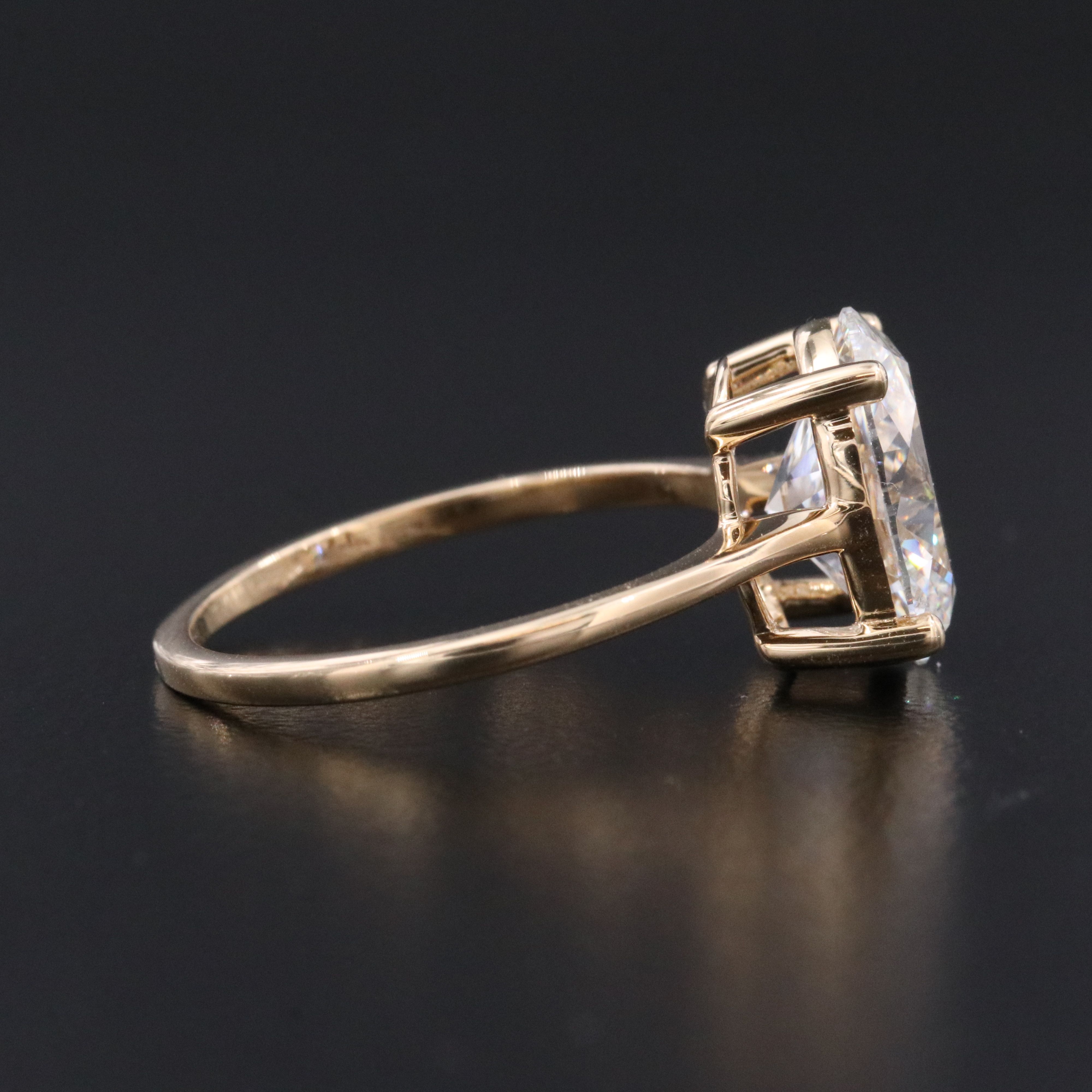 18K 3.06 CT Lab Grown Diamond Solitaire Ring with IGI Report