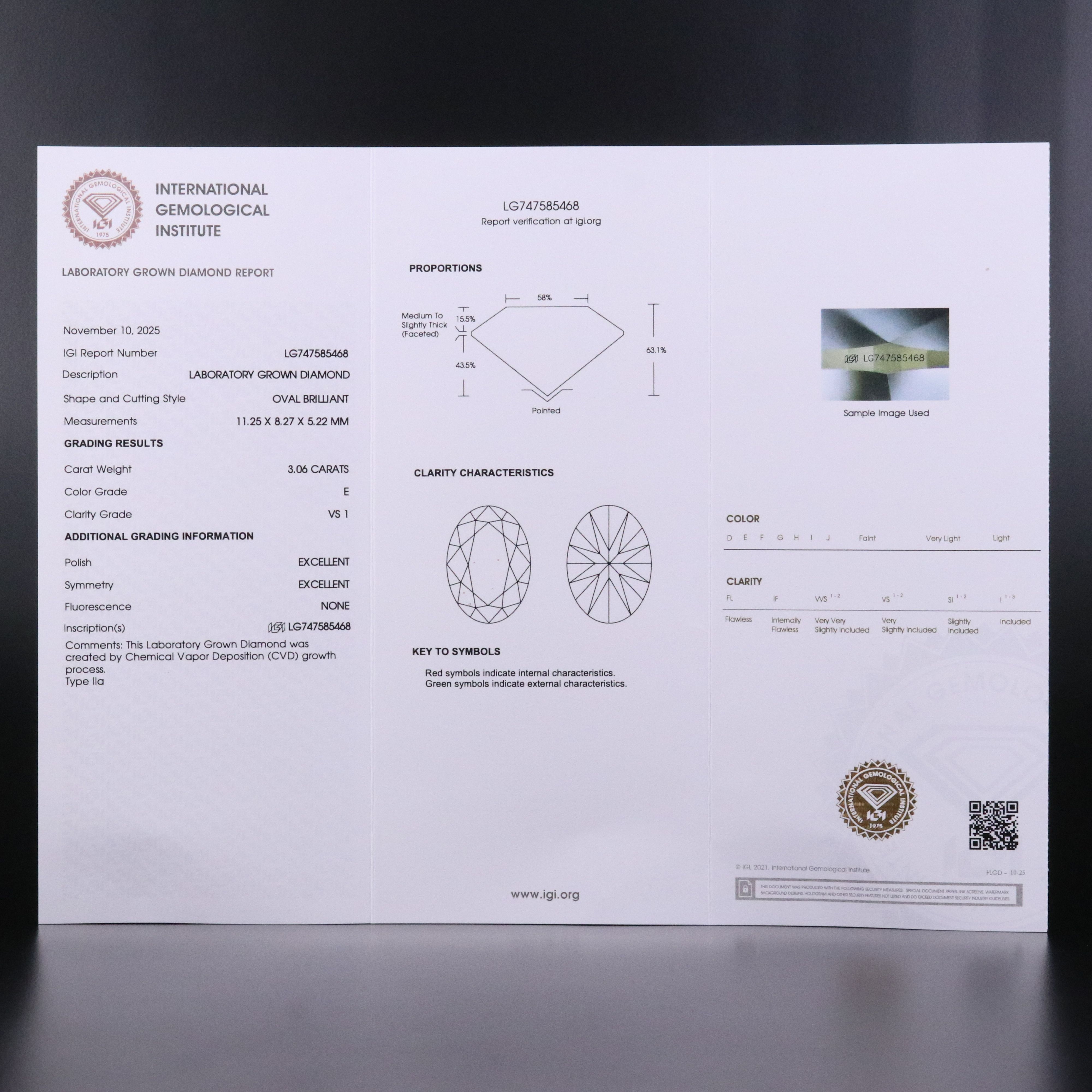 18K 3.06 CT Lab Grown Diamond Solitaire Ring with IGI Report