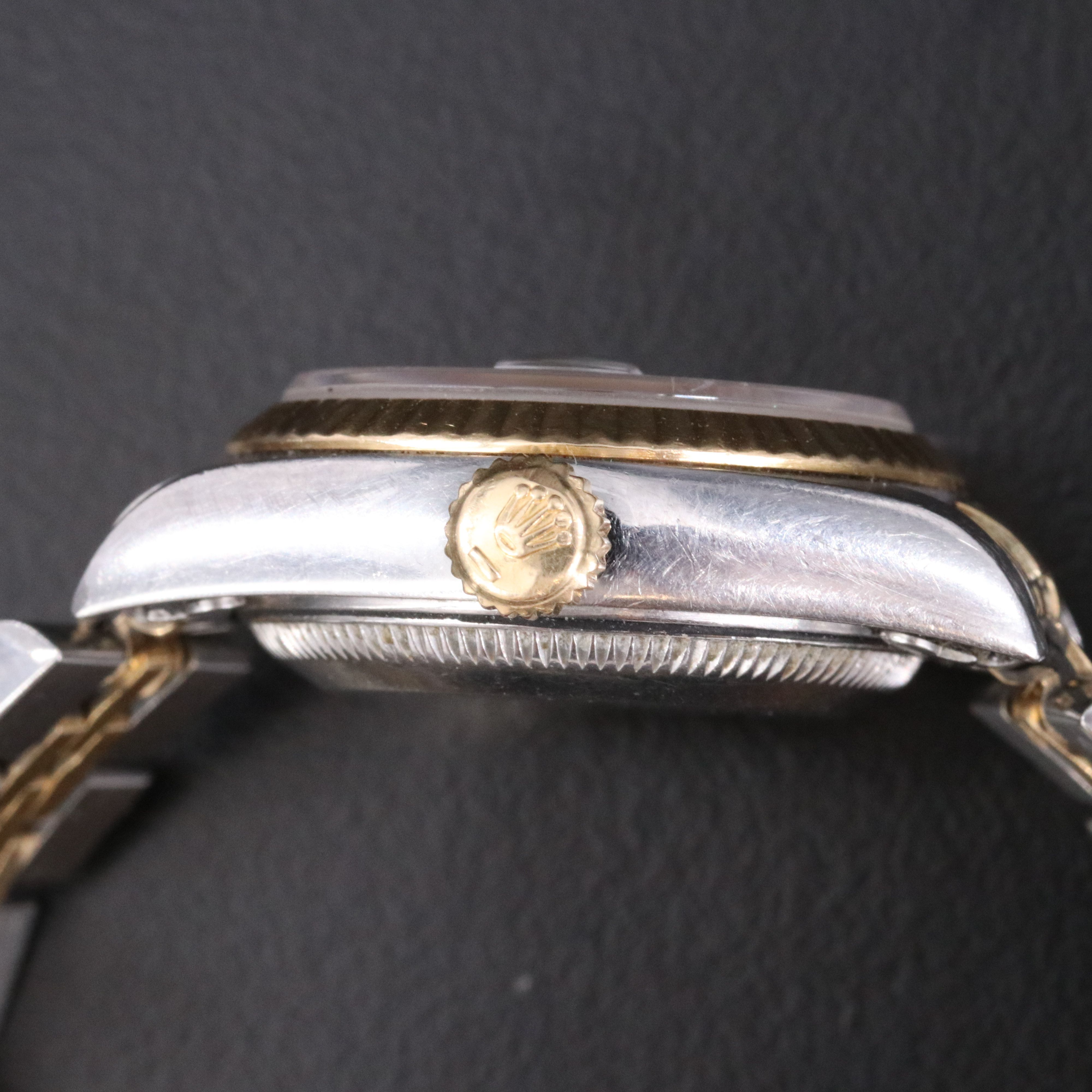 1993 - 1994 Rolex White Roman Index Dial Two Tone Datejust 69173 Watch