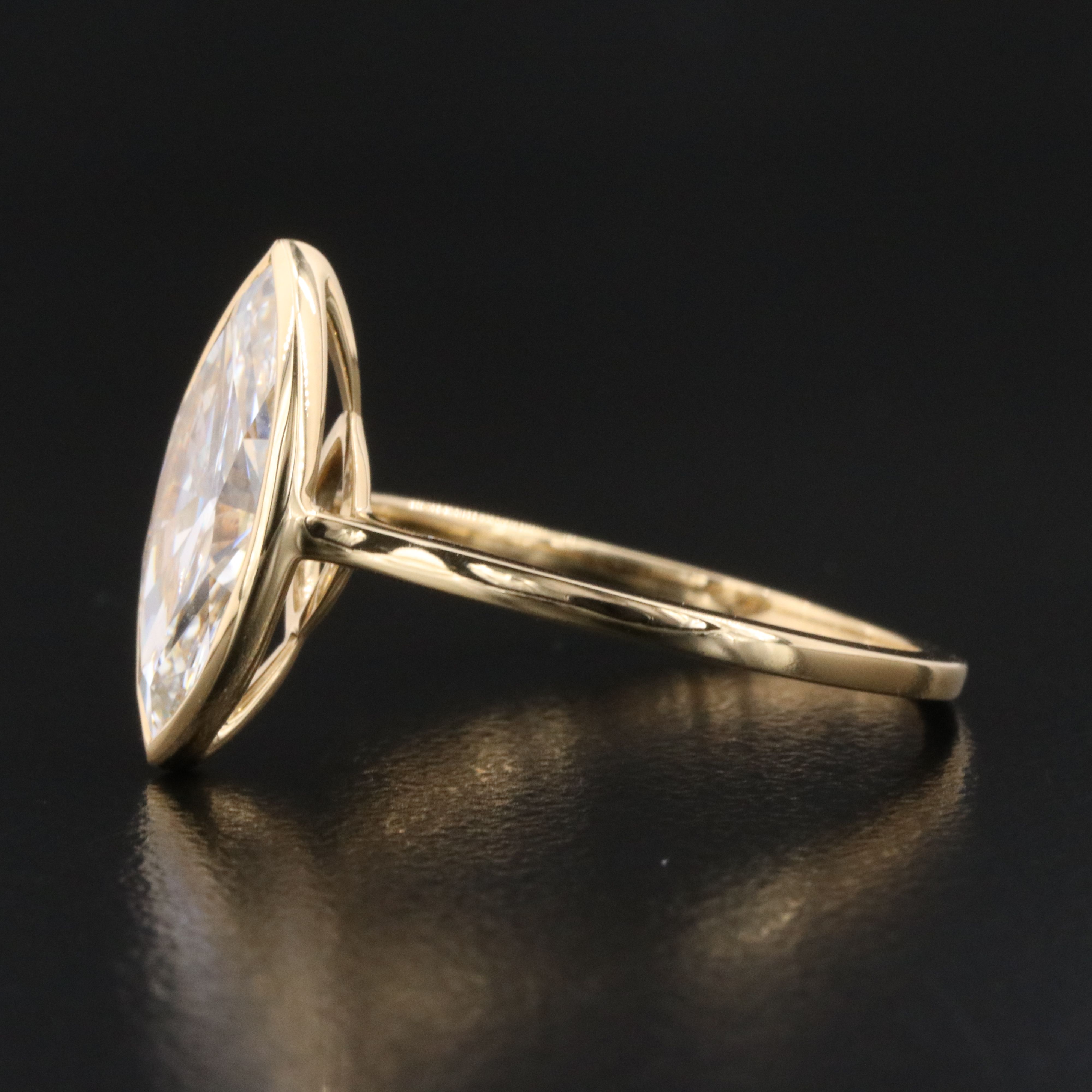 18K 1.99 CT Lab Grown Diamond Solitaire Ring with IGI Report